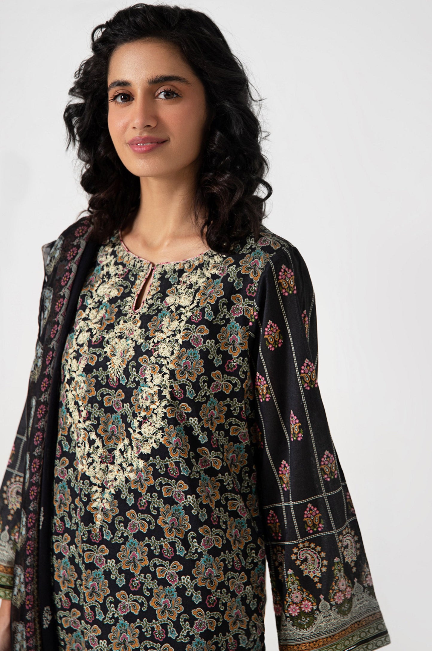 Unstitched 3 Piece Embroidered Lawn with Chiffon Suit