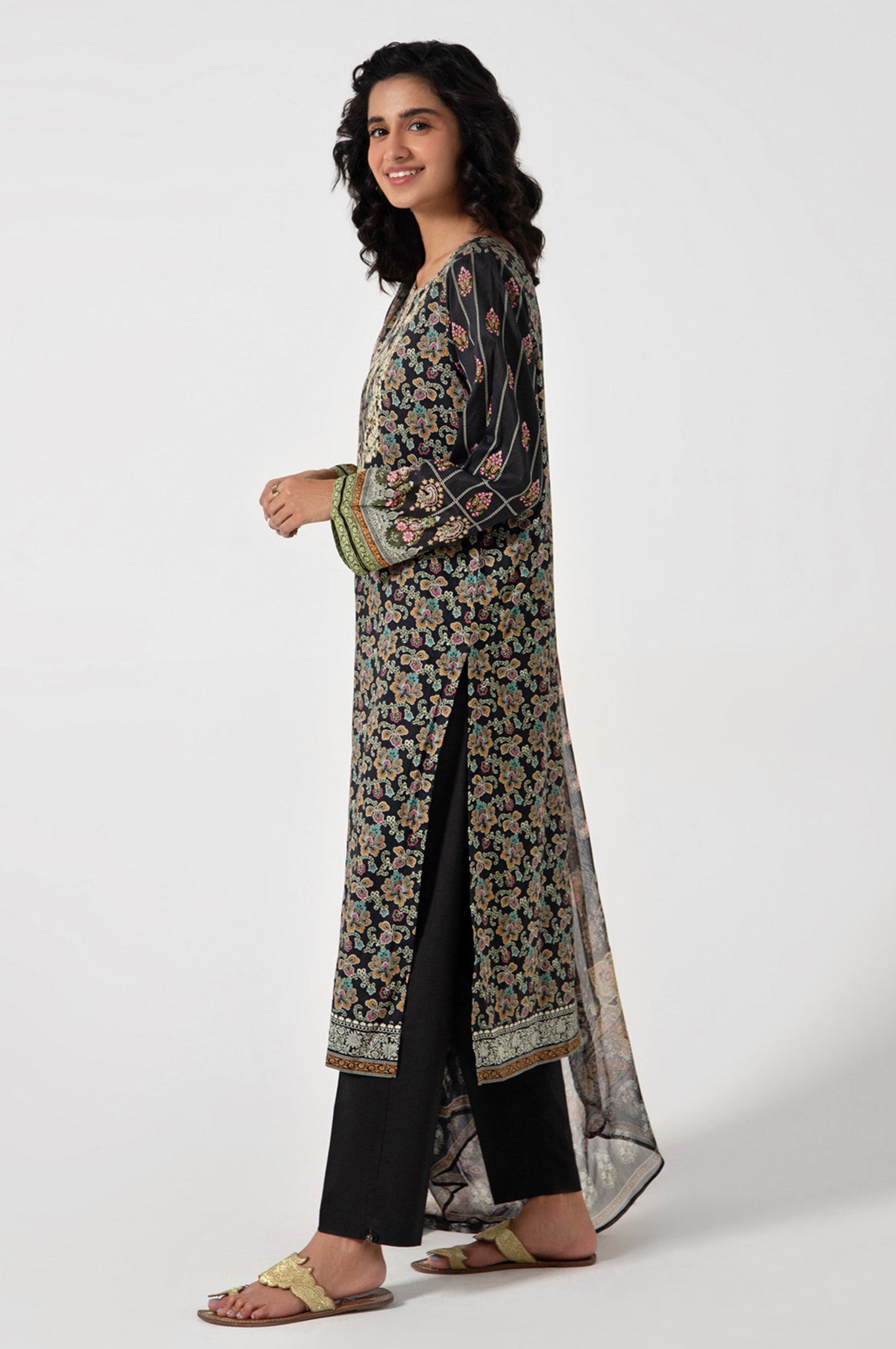 Stitched 3 Piece Embroidered Lawn with Chiffon Suit