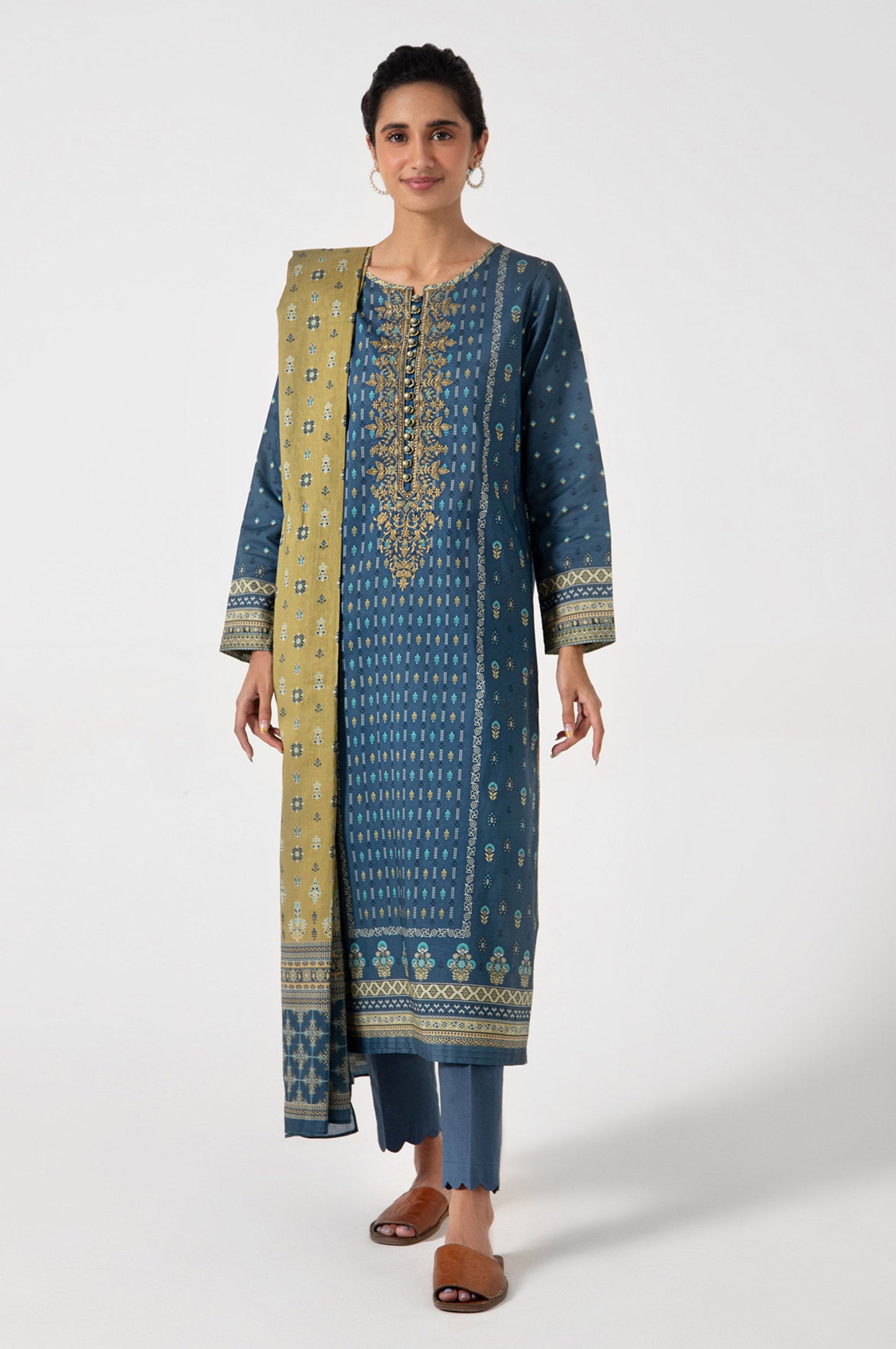 Stitched 3 Piece Embroidered Slub Lawn Suit