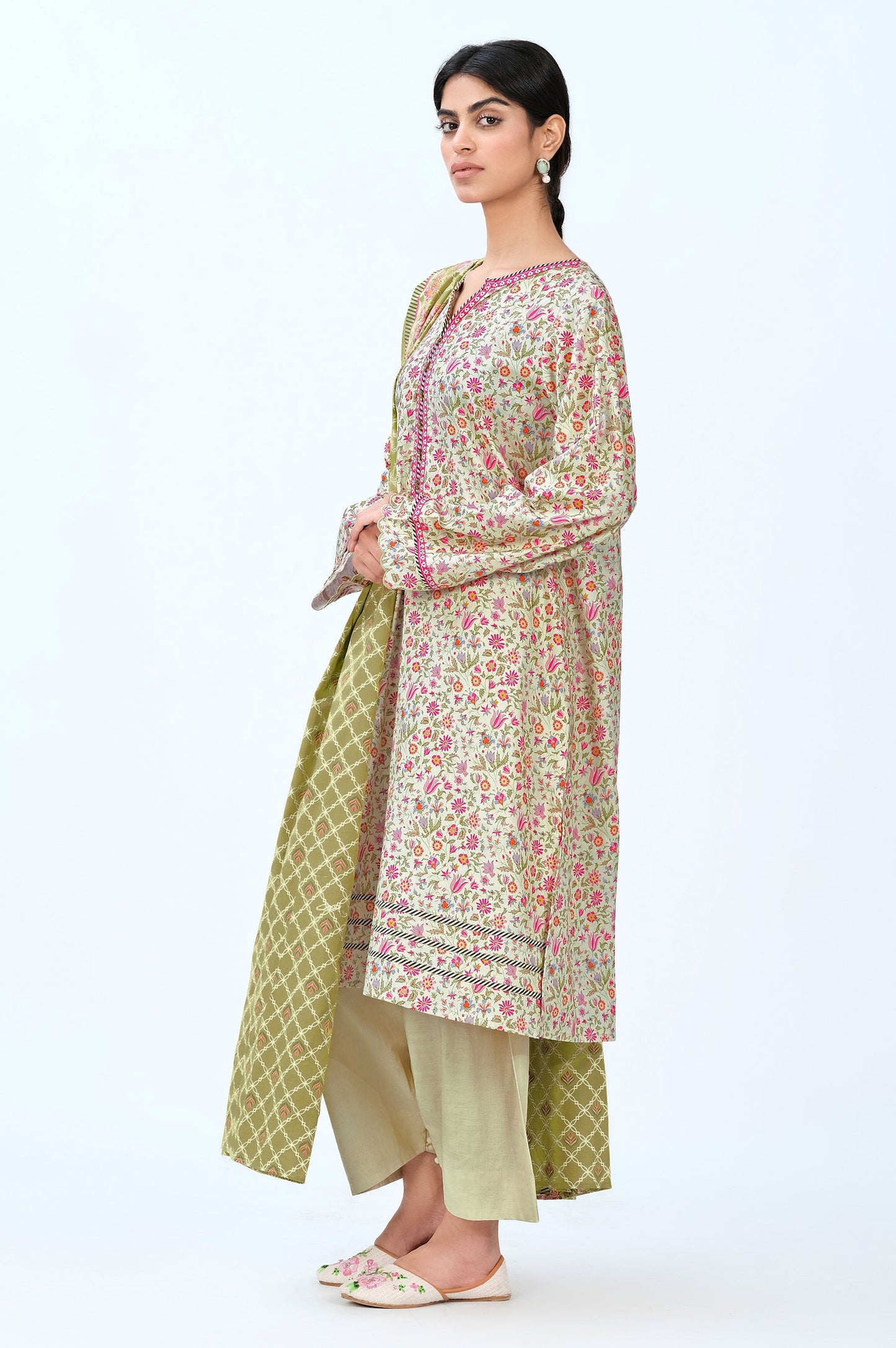 Stitched 3 Piece Printed Cambric Suit