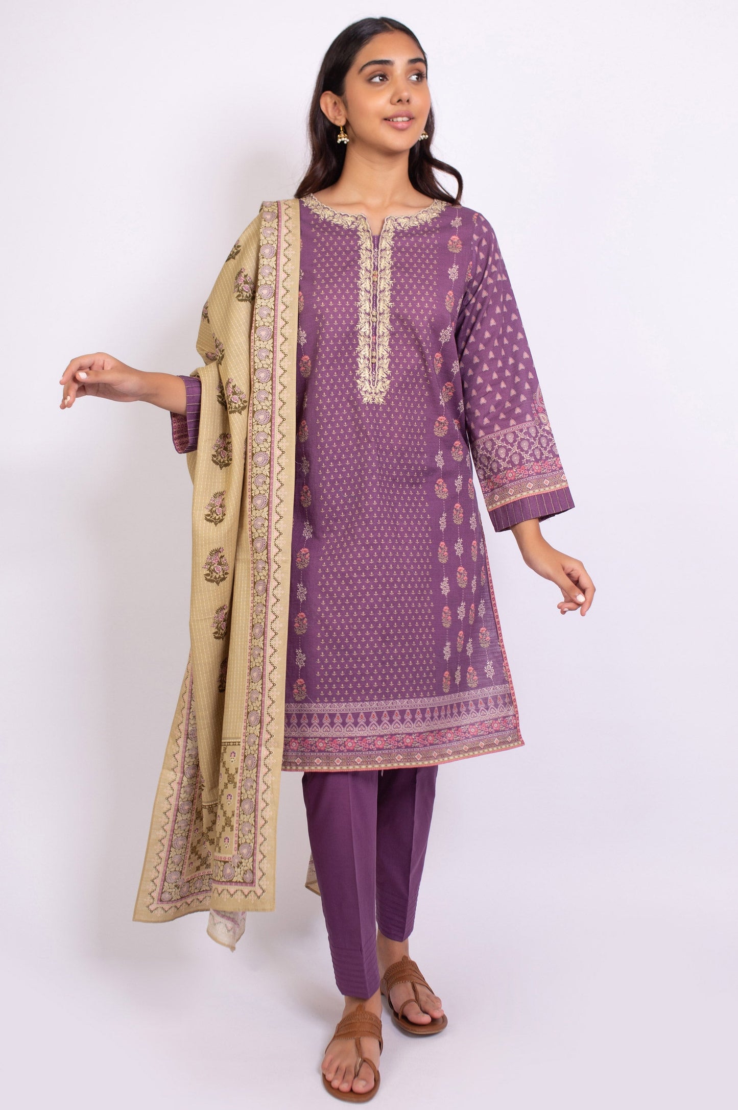 Stitched 3 Piece Embroidered Khaddar Suit