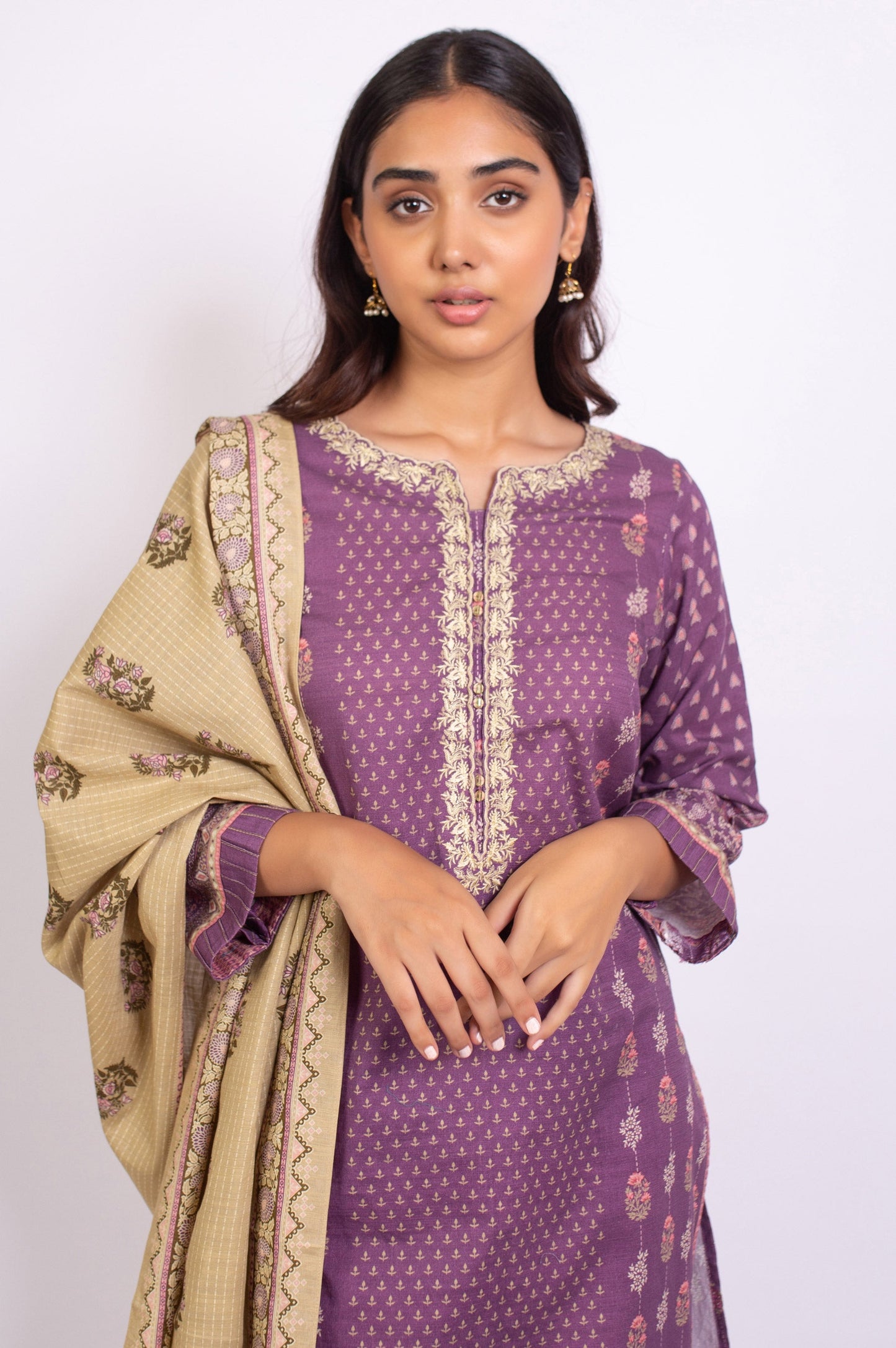 Stitched 3 Piece Embroidered Khaddar Suit