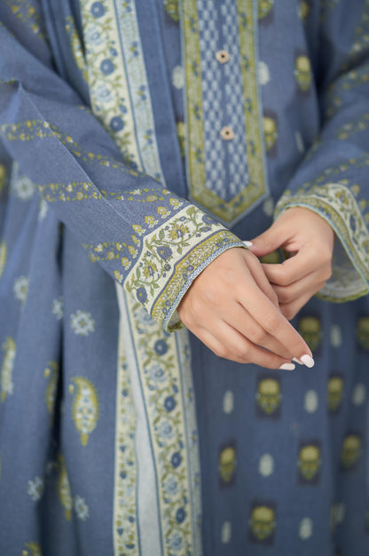 Unstitched 3 Piece Printed Karandi Suit