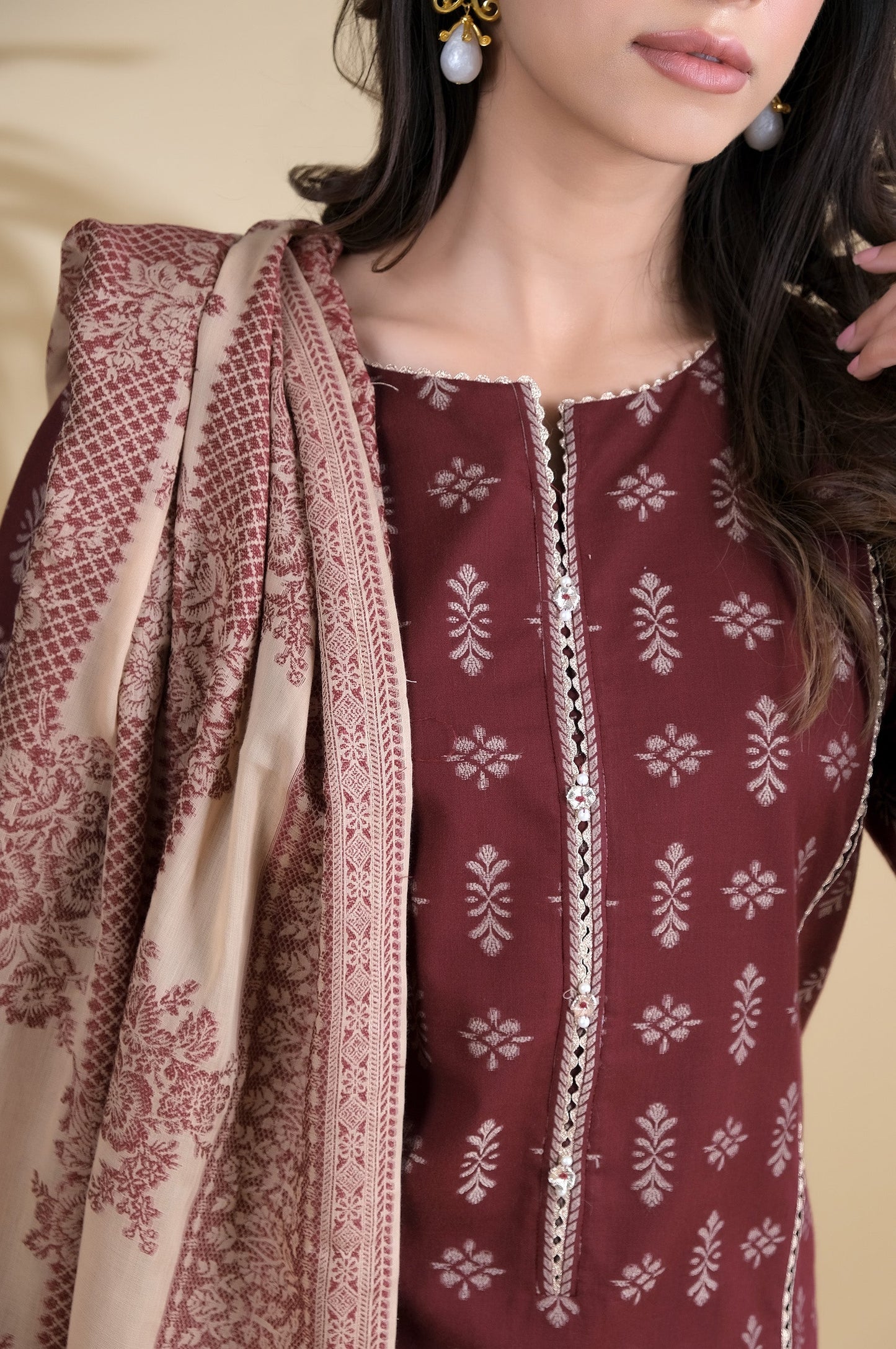 Unstitched 3 Piece Dyed Jacquard Suit