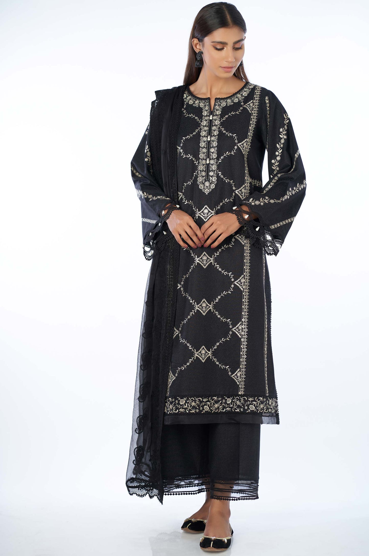 Unstitched 3 Piece Embroidered Karandi Suit