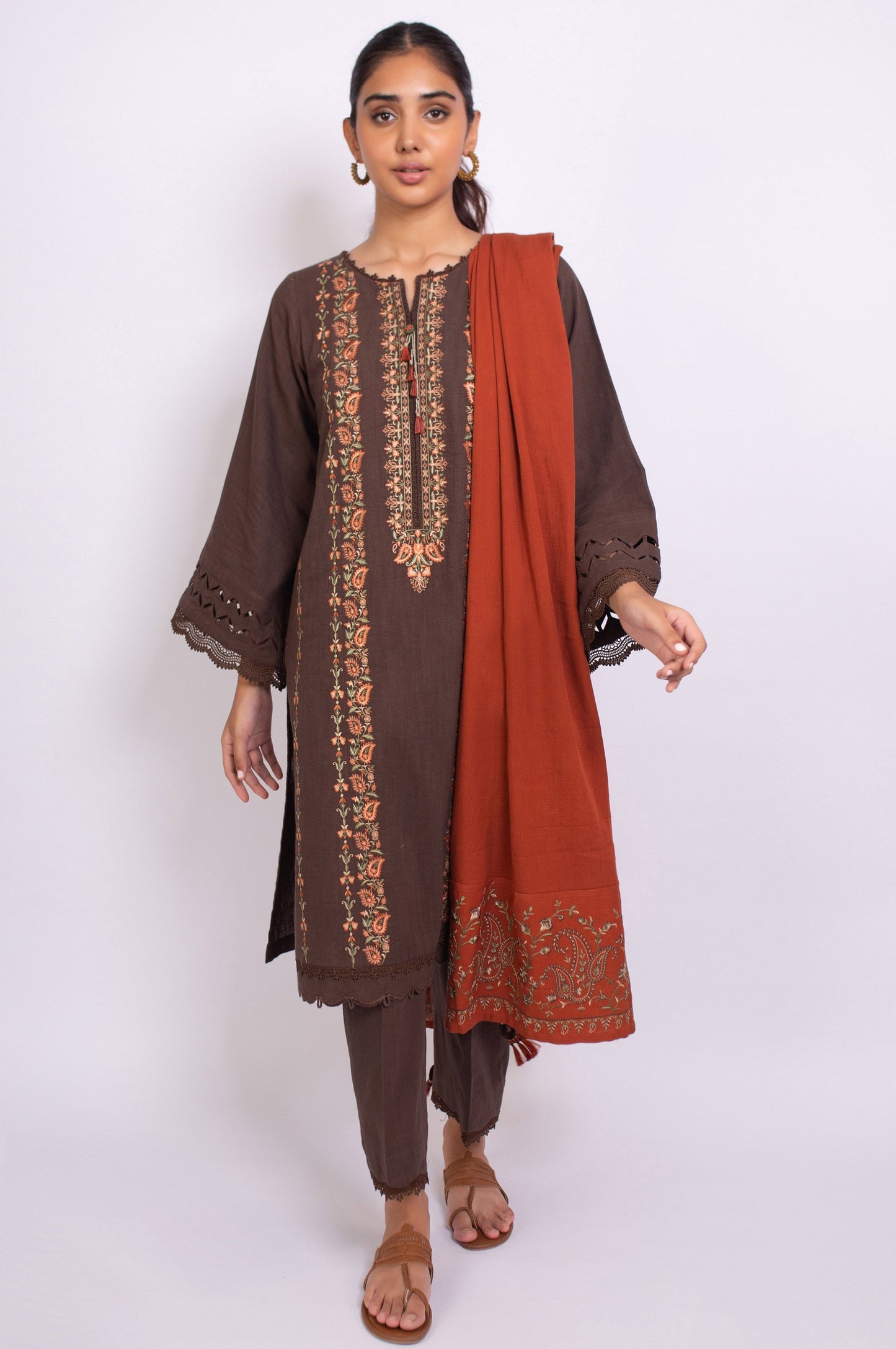 Unstitched 3 Piece Embroidered Khaddar Suit