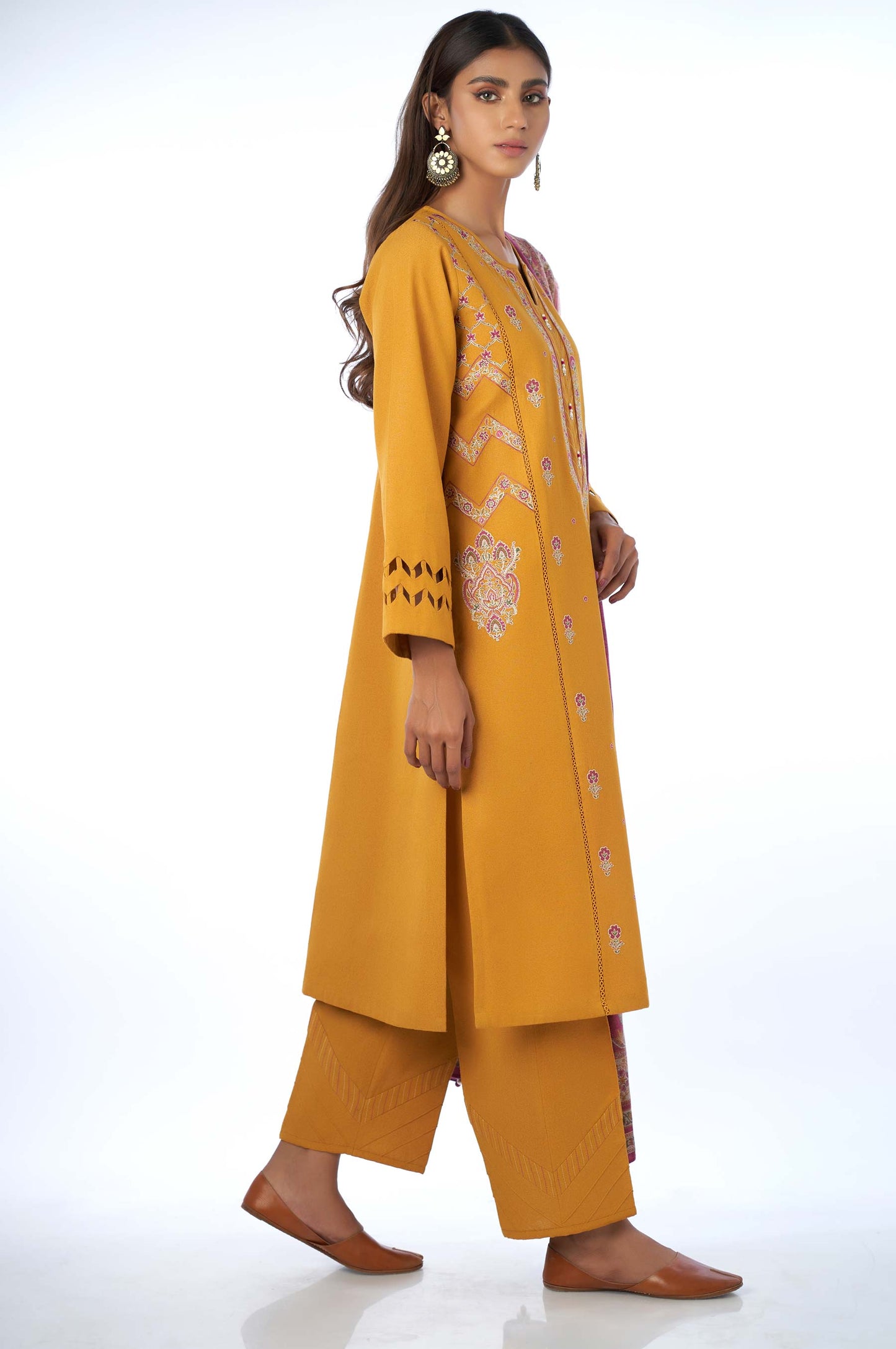 Stitched 3 Pieces Karandi Suit