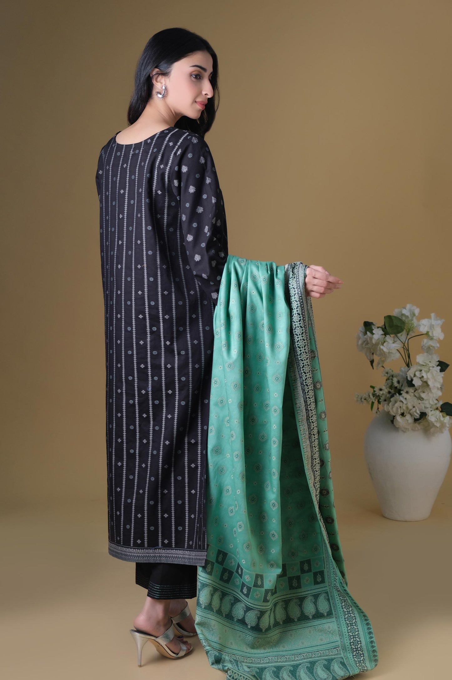 Unstitched 3 Piece Dyed Jacquard Suit