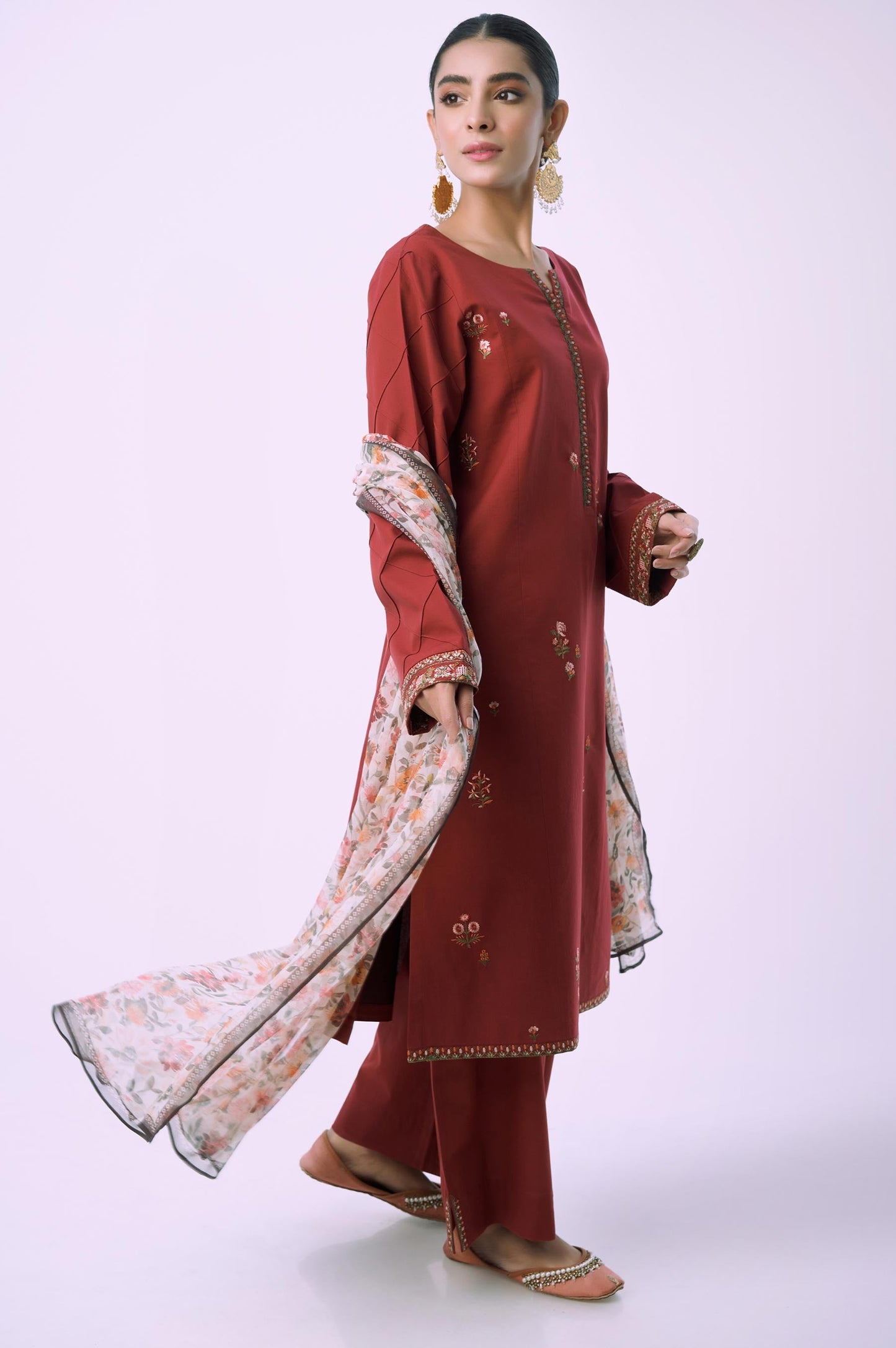 Stitched 3 Piece Embroidered Cambric with Chiffon Dupatta