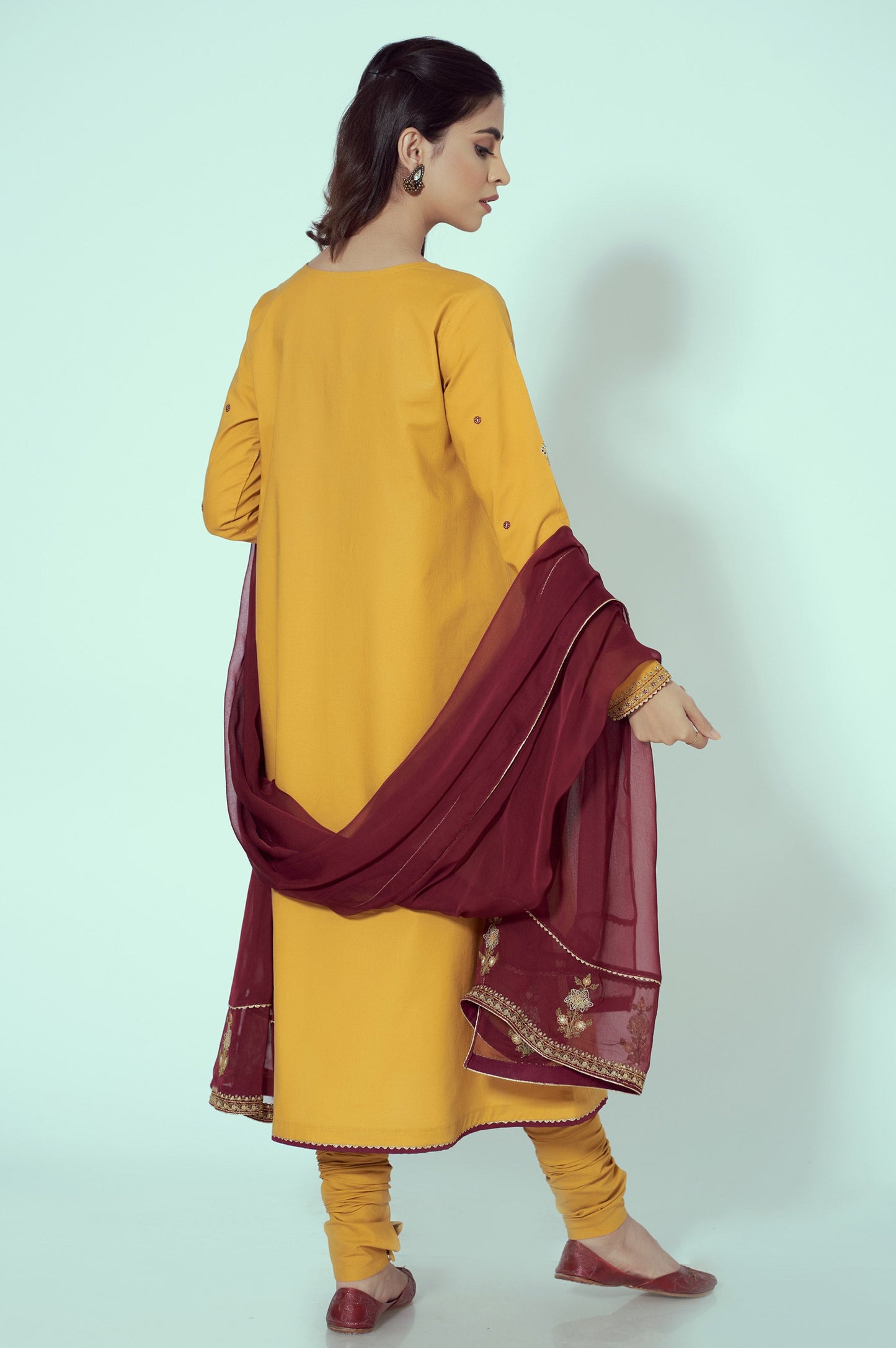 Unstitched 3 Piece Embroidered Cambric Suit