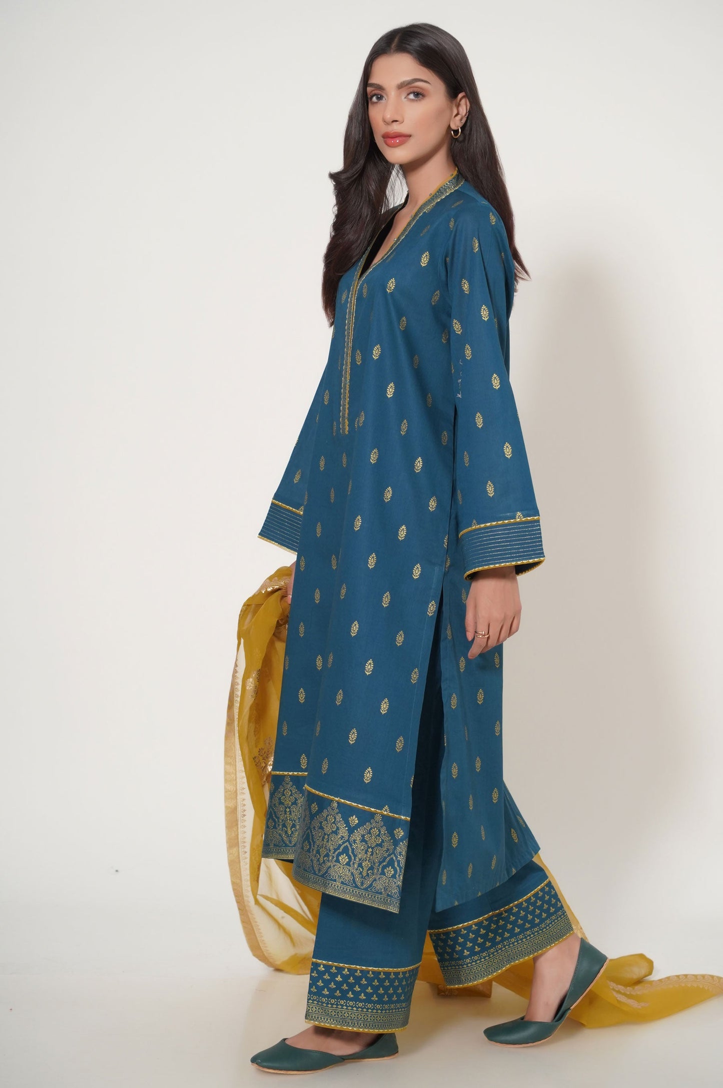 Unstitched 3 Piece Paste Printed Lawn Suit