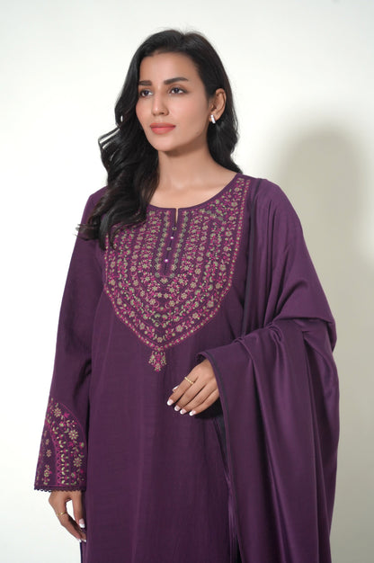 Unstitched 3 Piece Embroidered Khaddar Suit