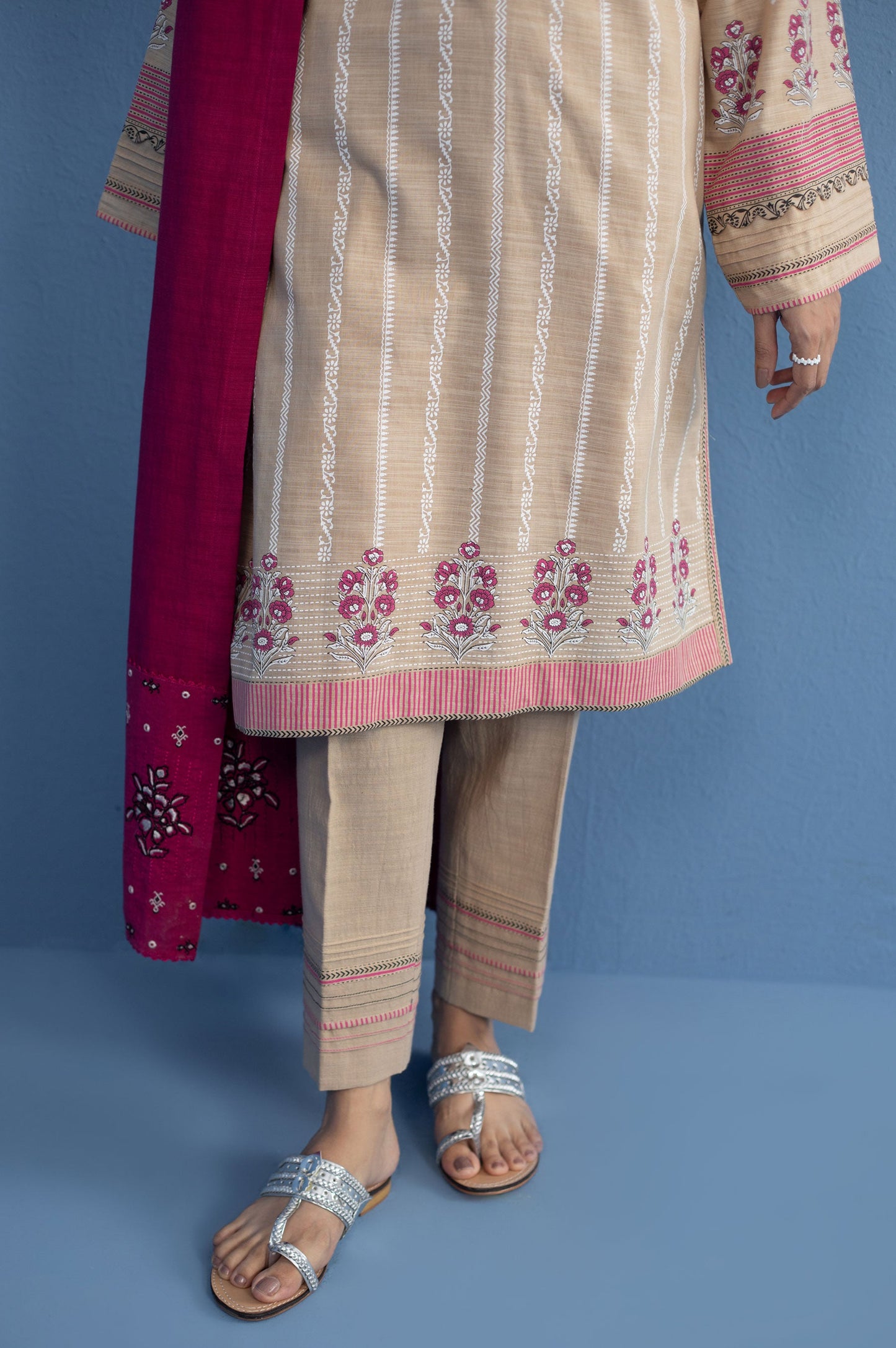 Unstitched 3 Piece Paste Printed Khaddar Suit