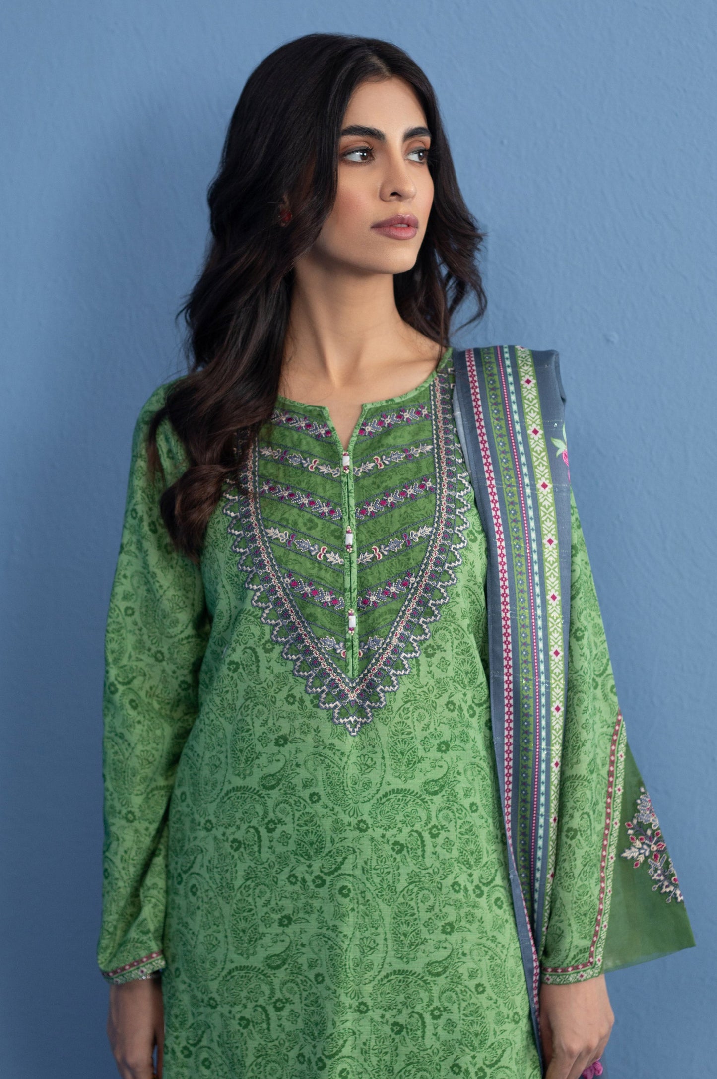 Stitched 3 Piece Embroidered Khaddar Suit