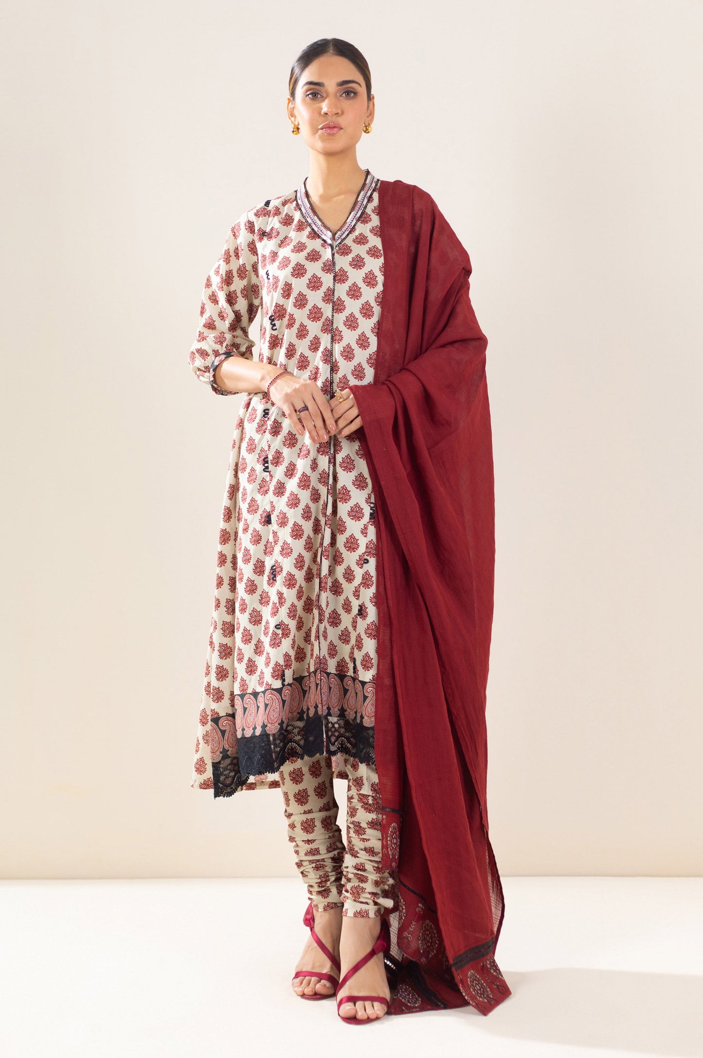 Unstitched 3 Piece Printed Cambric Suit