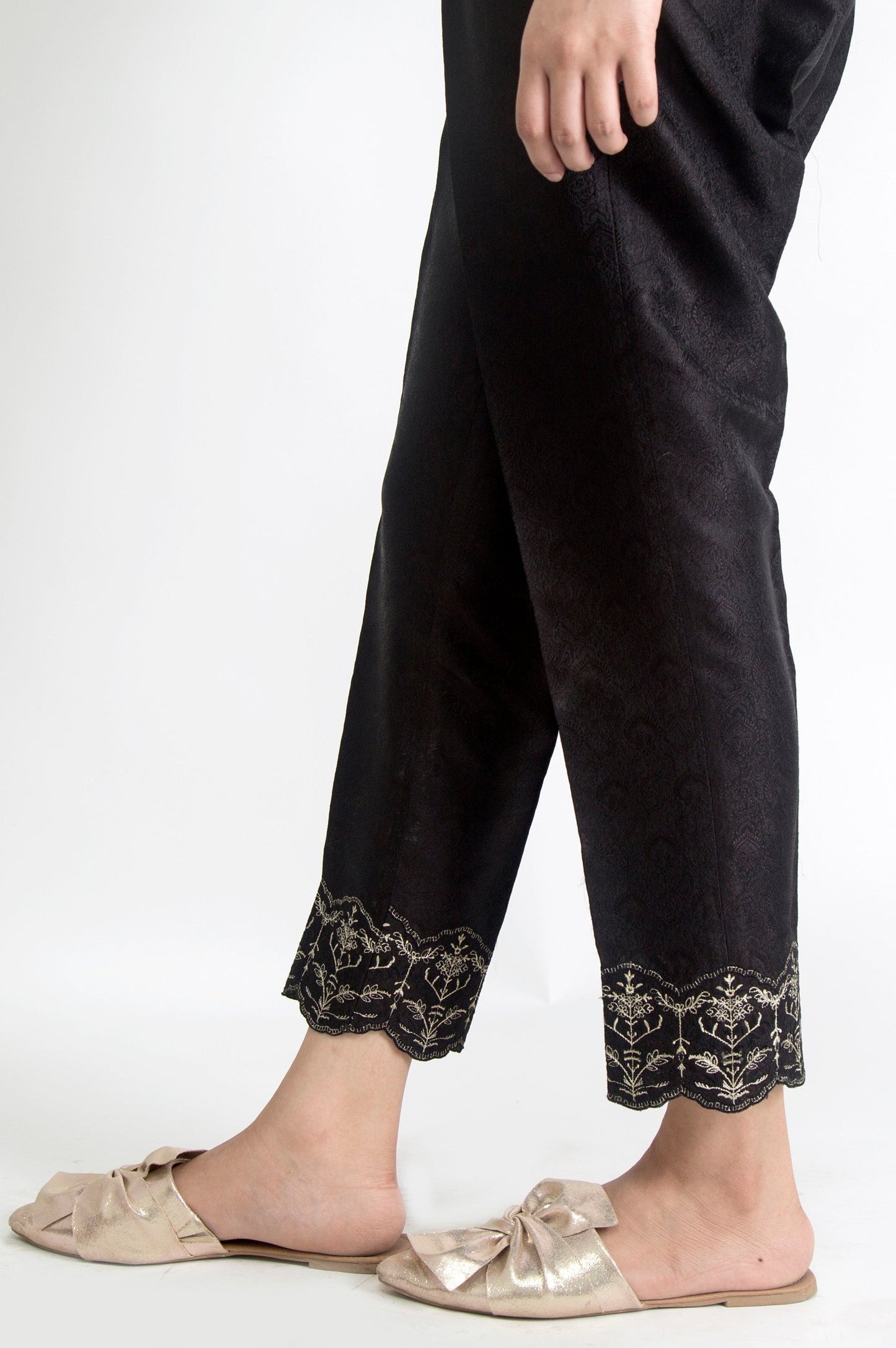 Embroidered Jamawar Pants