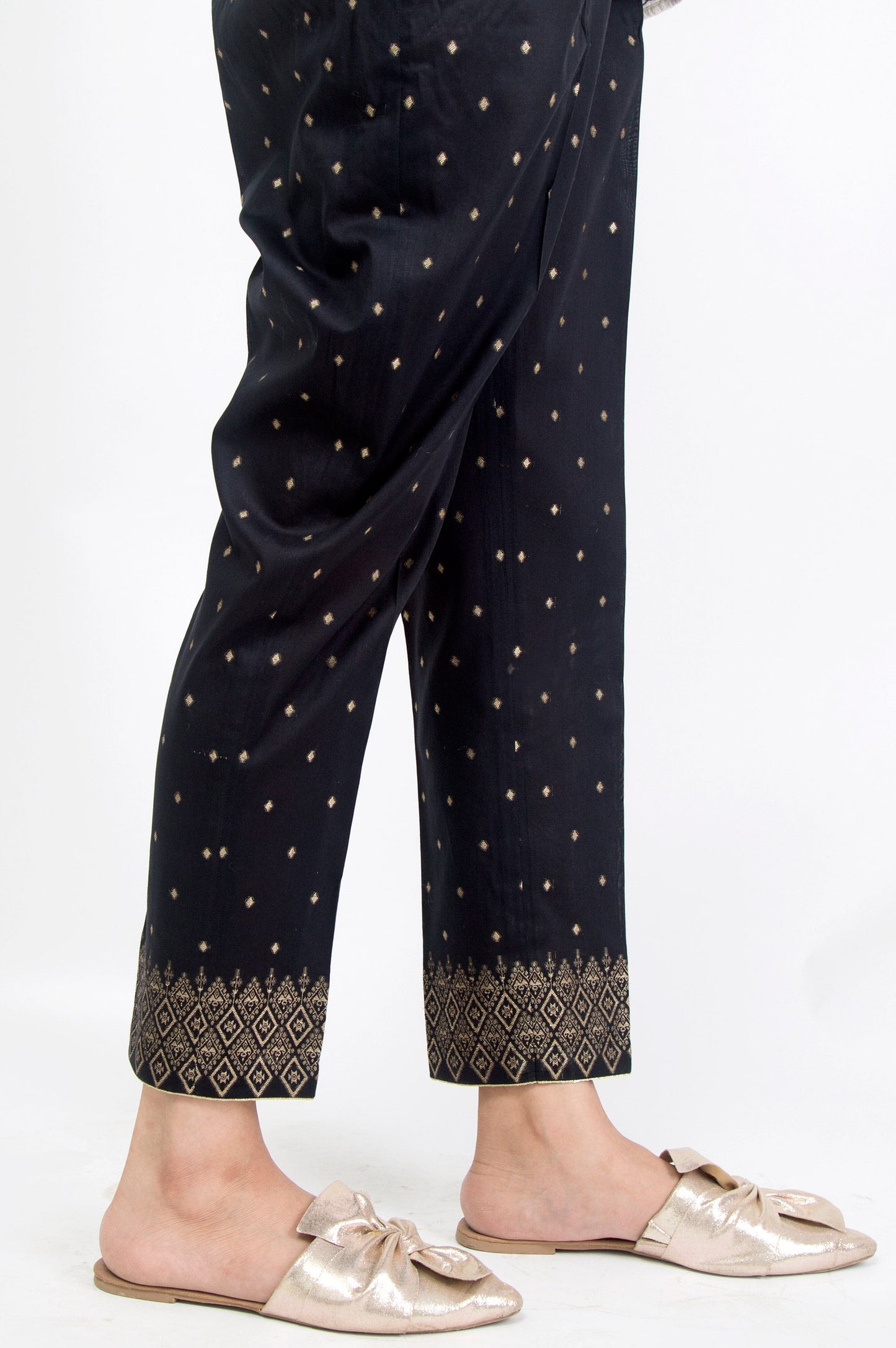 Jacquard Embroidered Cigarette Pants