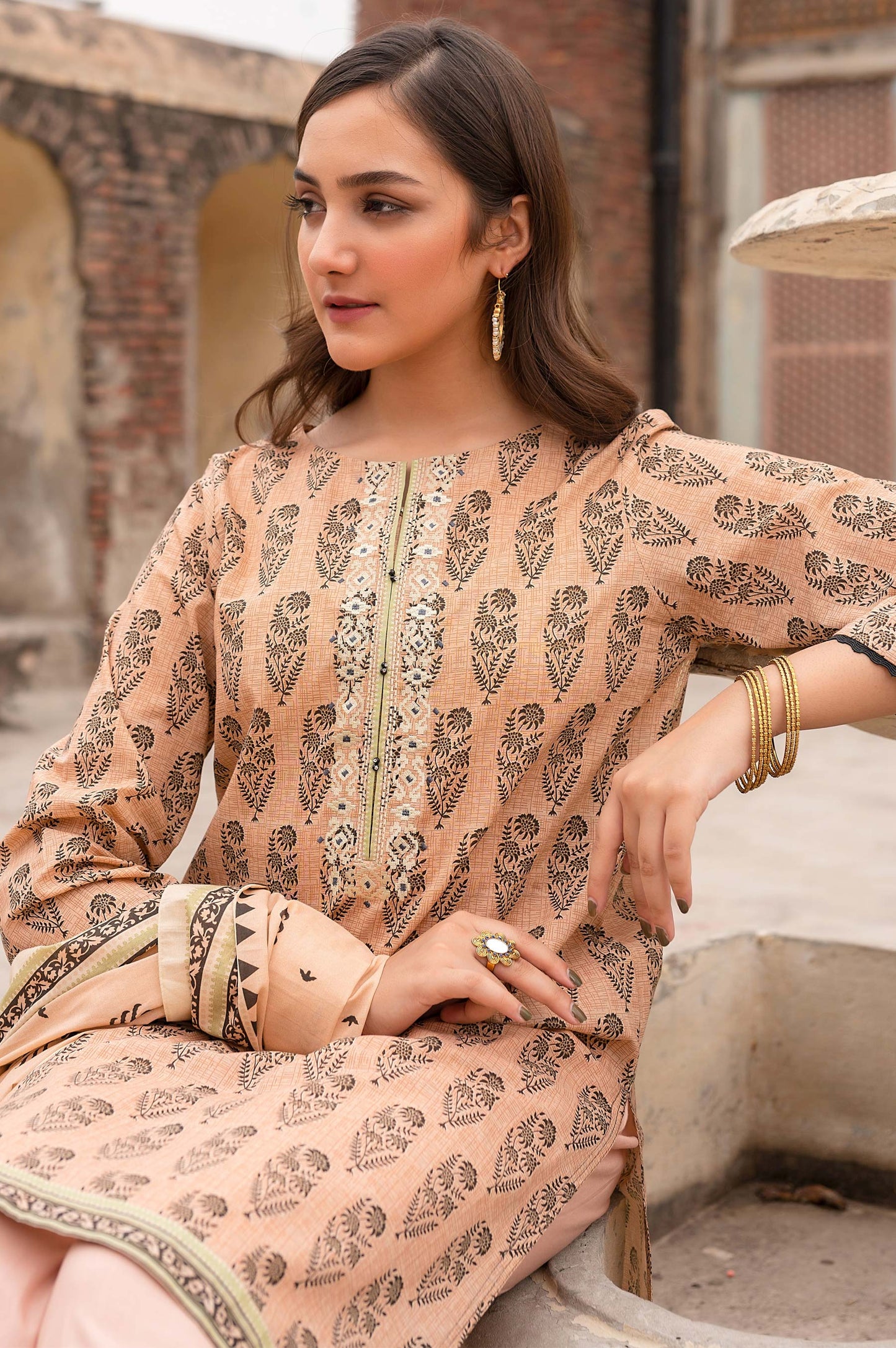 Stitched 3 Piece Printed Linen Viscose Suit