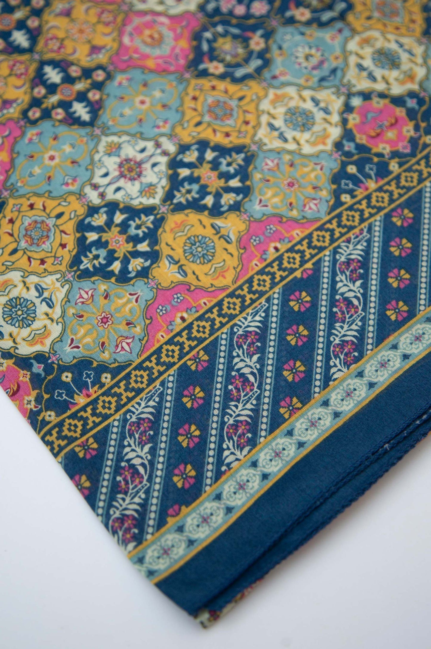 Printed Lawn Dupatta - Multi