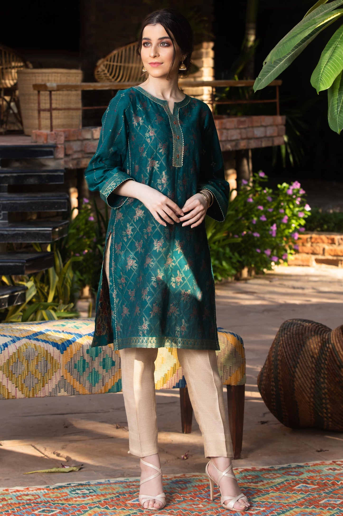 Stitched 1 Piece Yarn Dyed Jacquard Shirt