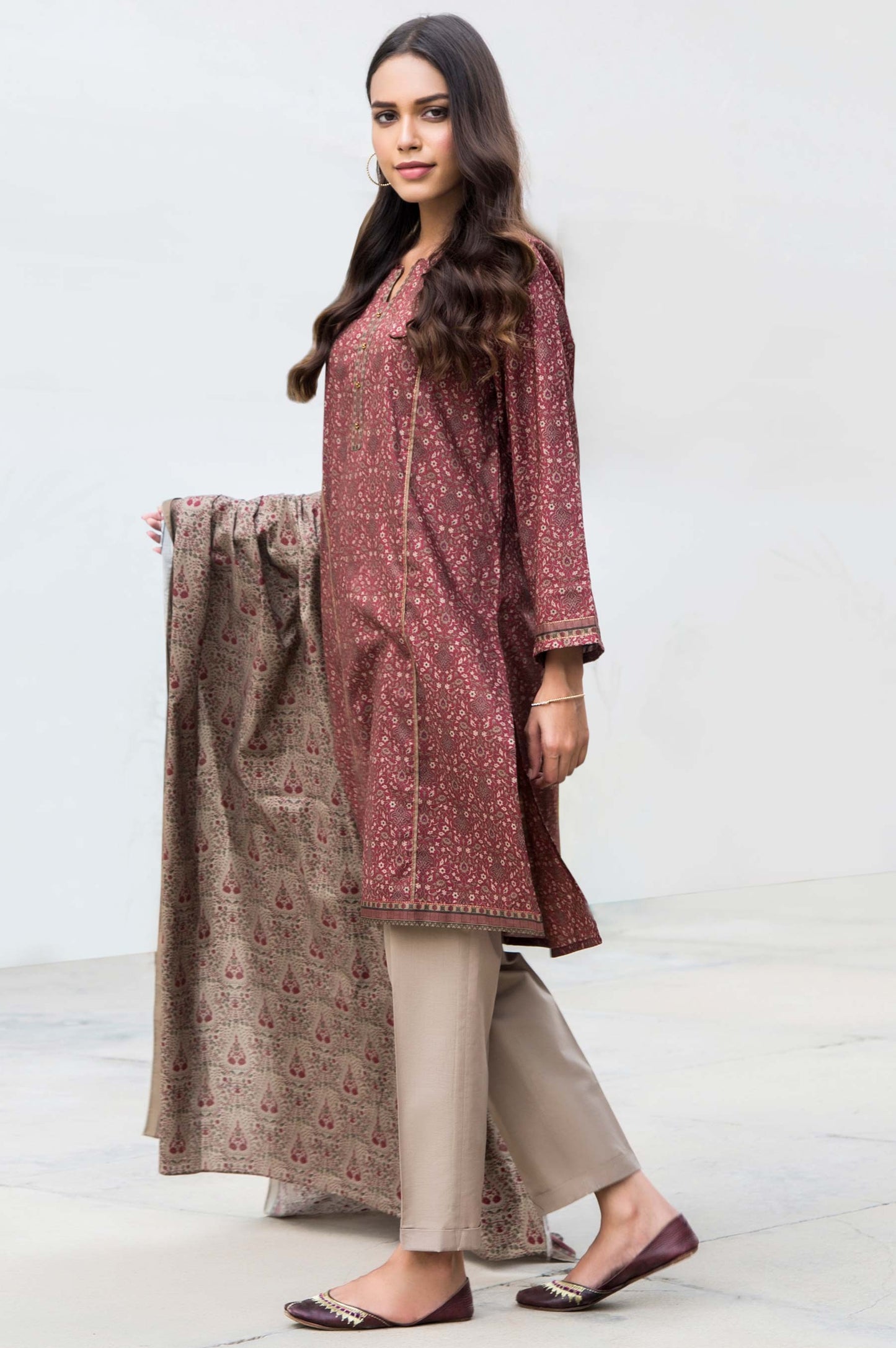 Stitched 2 Piece Printed Cambric Suit