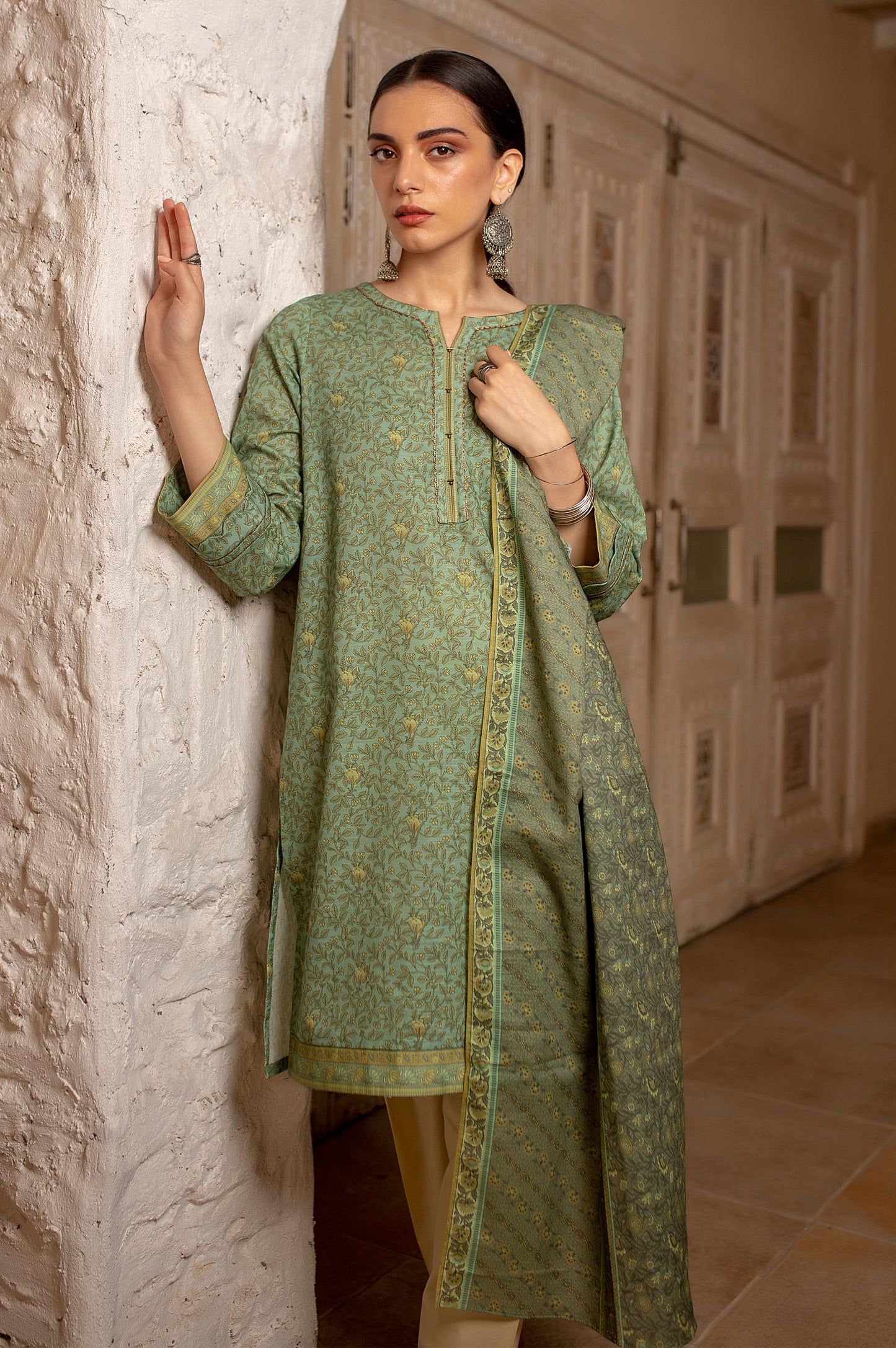Stitched 2 Piece Printed Khaddar Suit