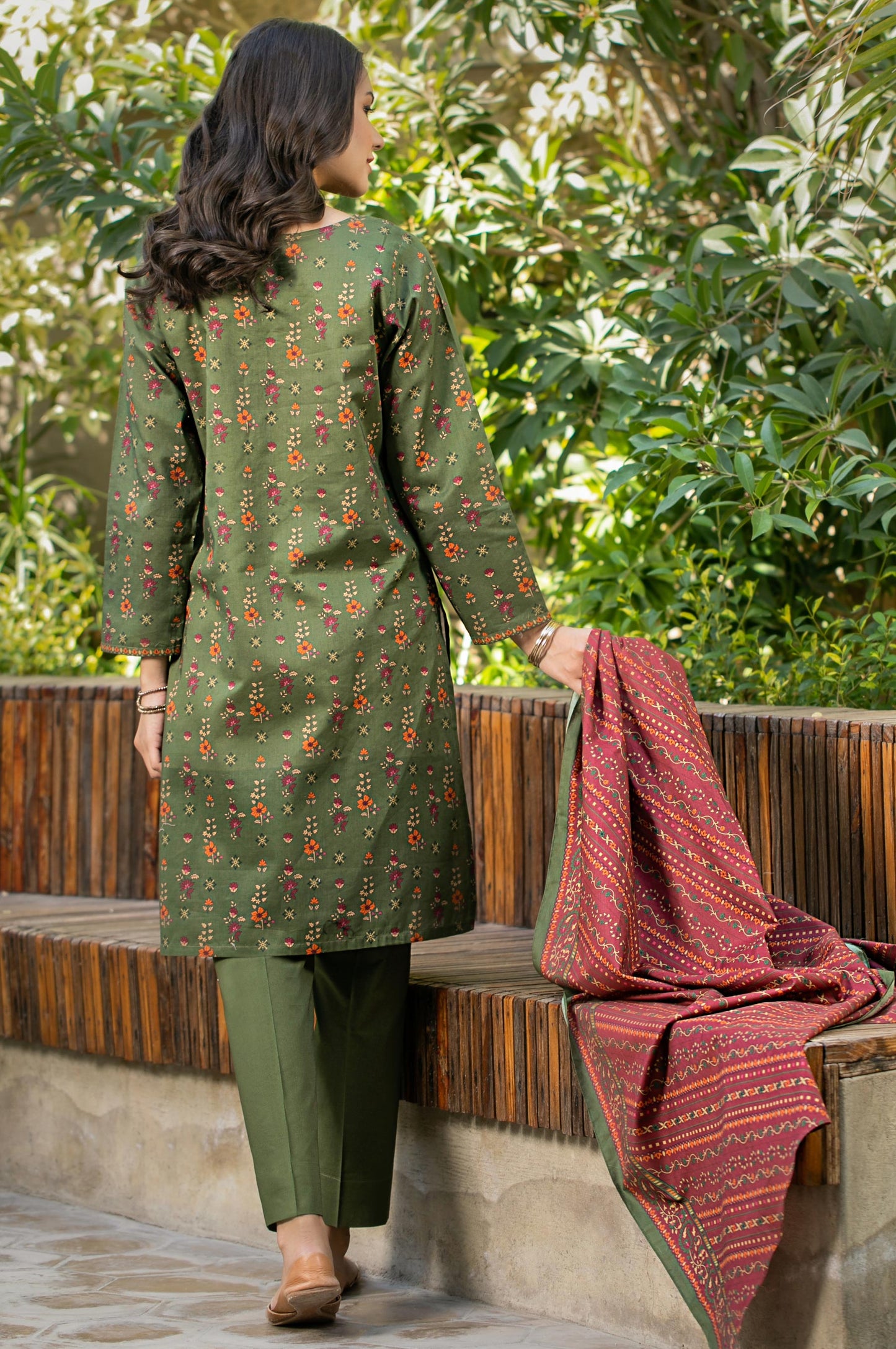 Stitched 2 Piece Printed Cambric Suit