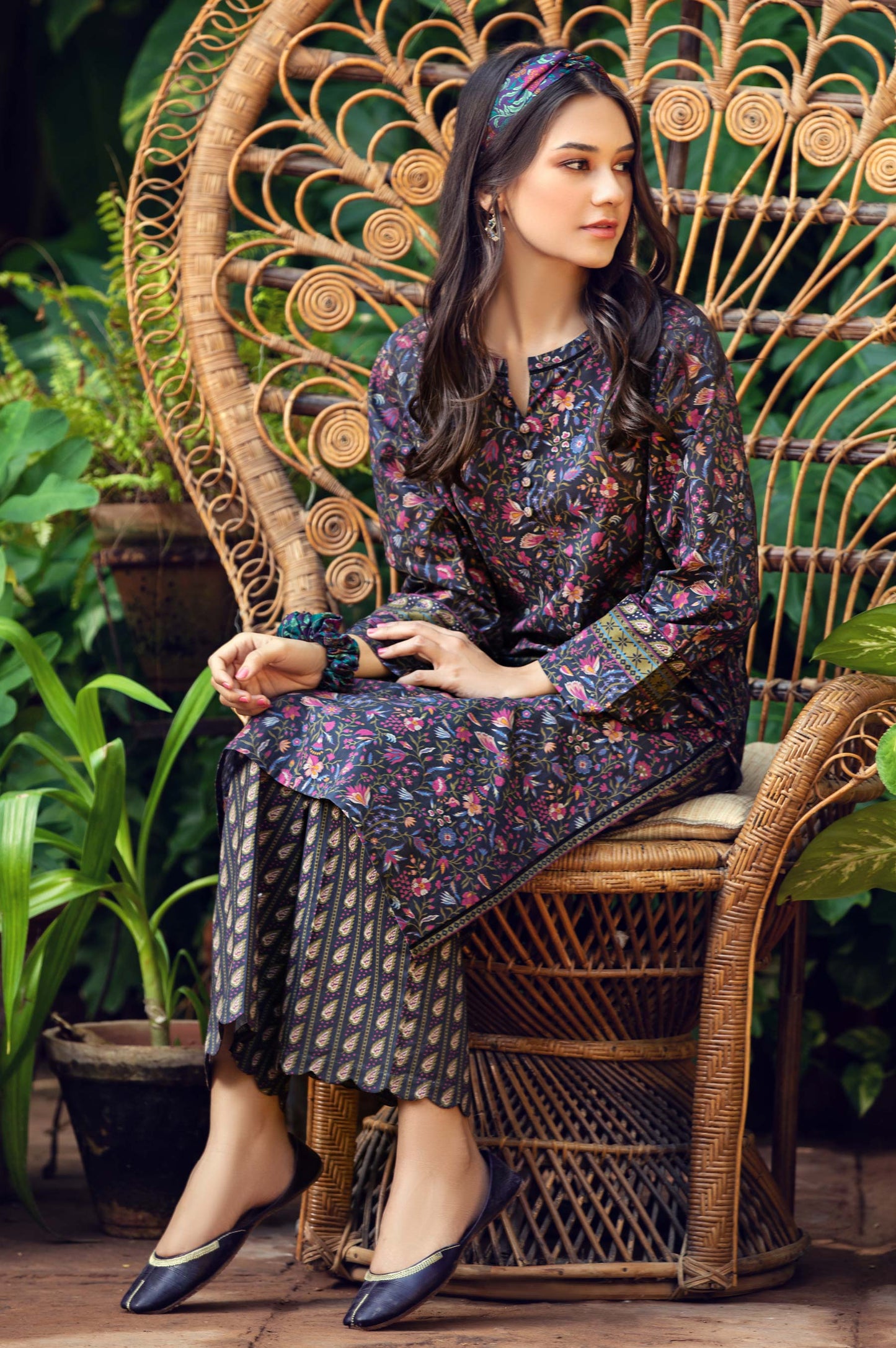 Stitched 2 Piece Printed Cambric Suit