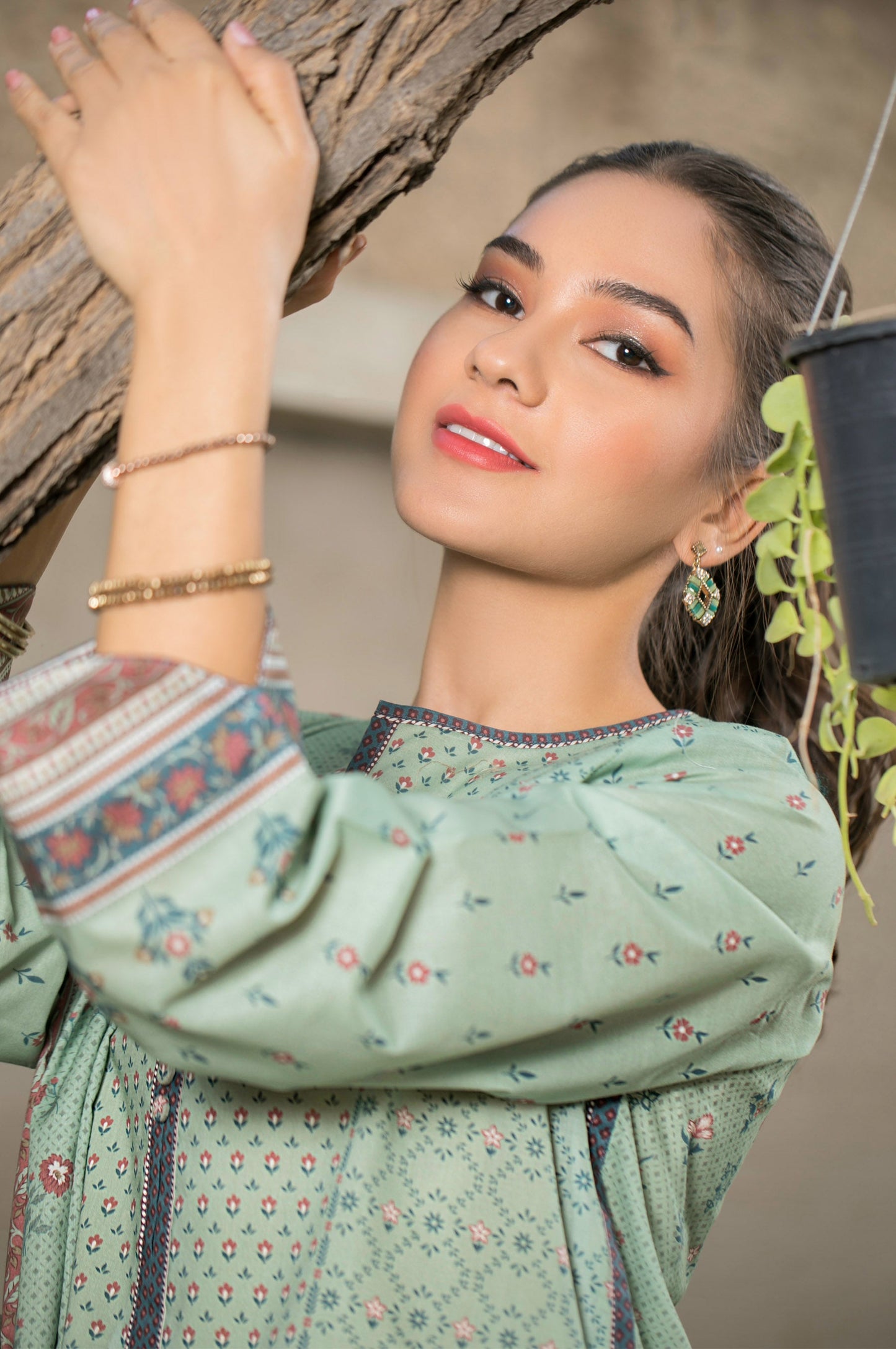 Stitched 2 Piece Printed Cambric Suit