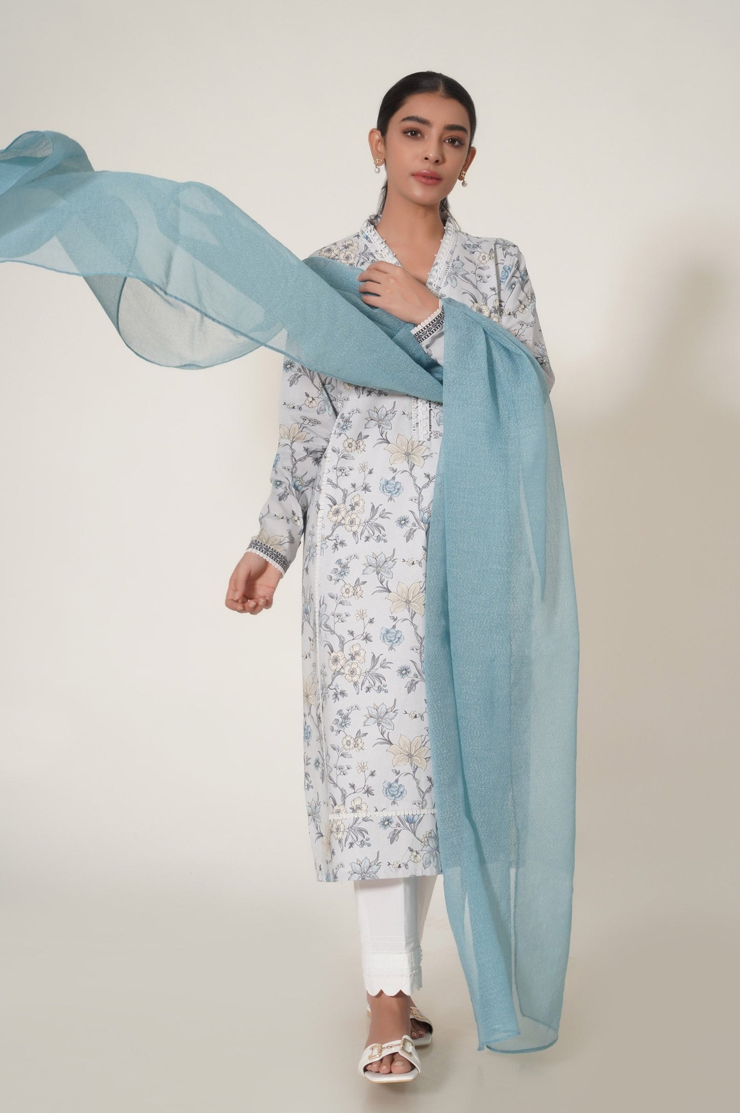 Stitched 2 Piece Printed Cambric Suit