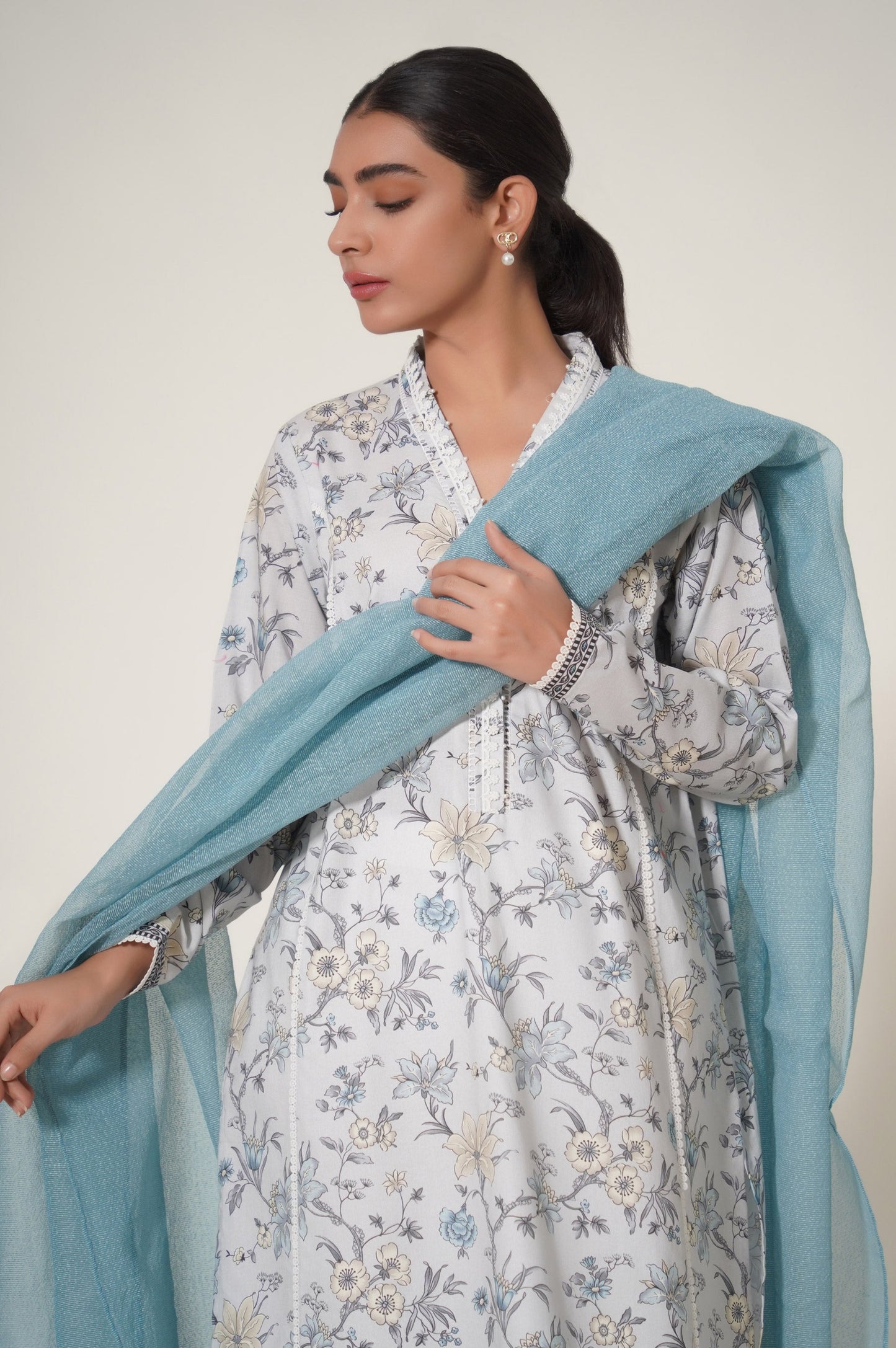 Stitched 2 Piece Printed Cambric Suit