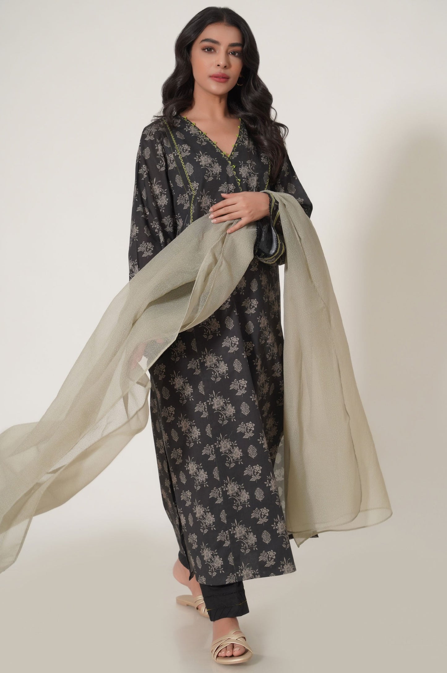 Stitched 2 Piece Printed Cambric Suit