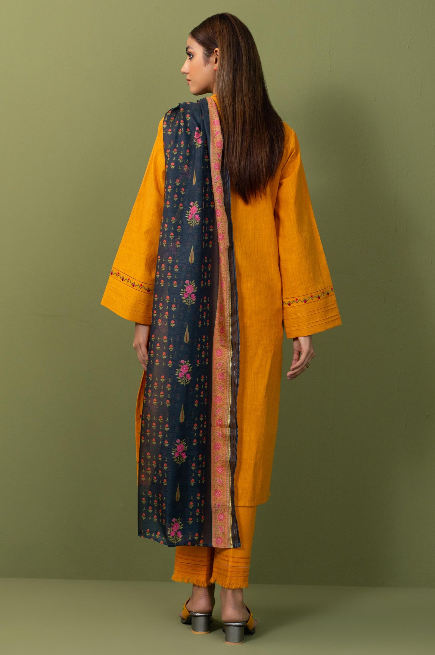 Stitched 2 Piece Both Side Slub Embroidered Suit