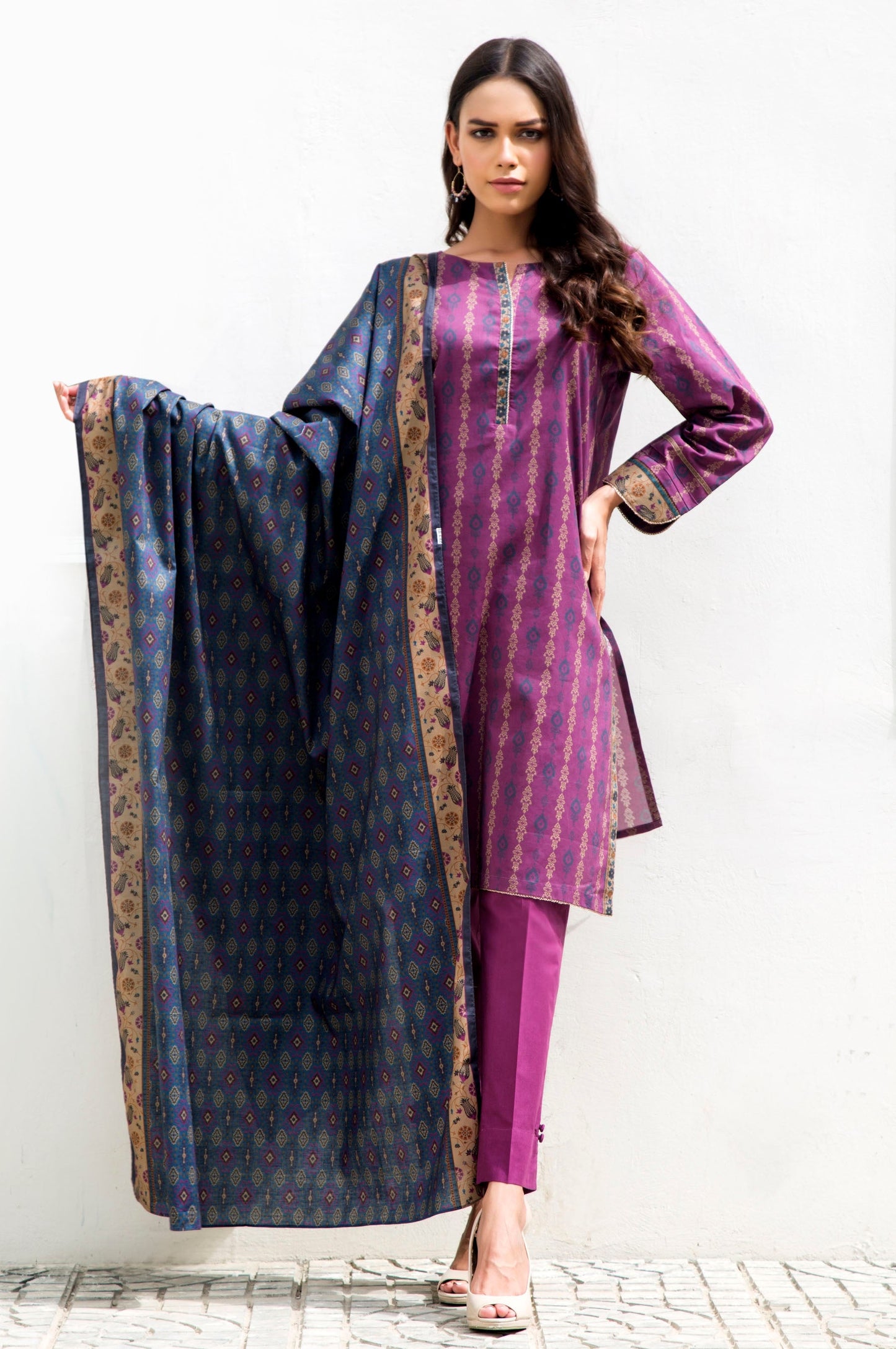 Unstitched 3 Piece Digital Printed Cambric Suit