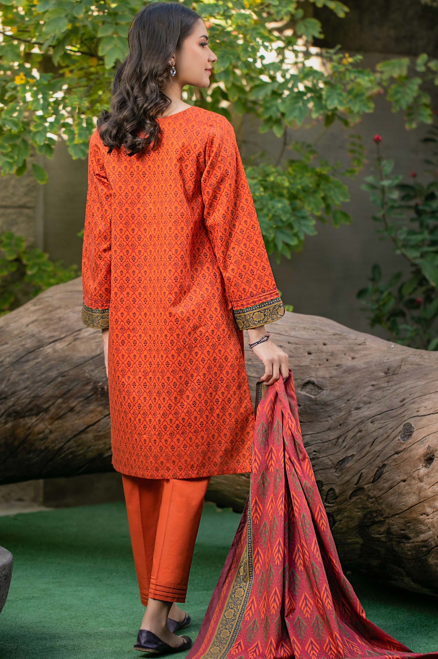 Stitched 3 Piece Printed Cambric Suit