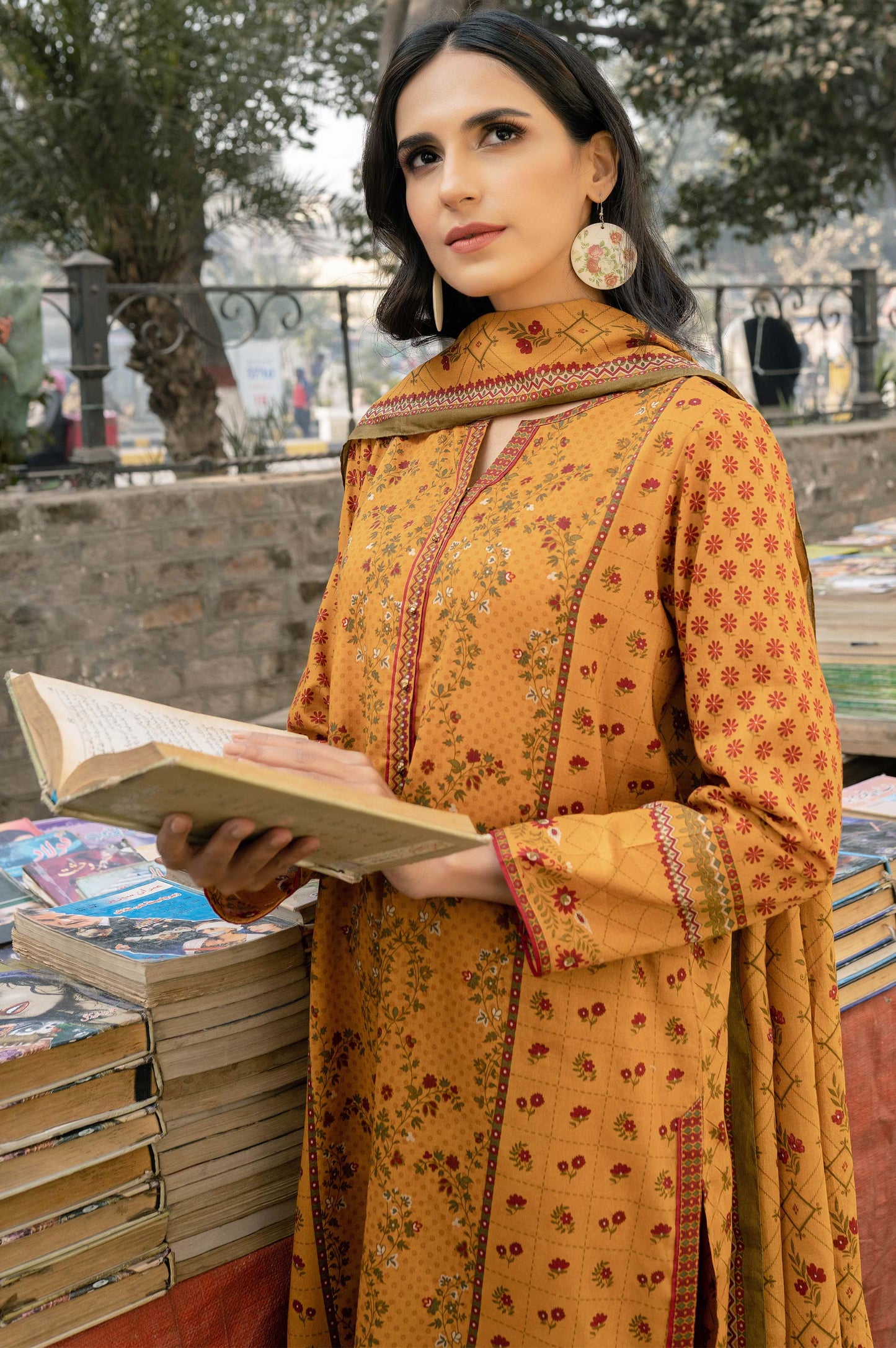 Stitched 3 Piece Printed Lawn Suit with Printed Lawn Dupatta