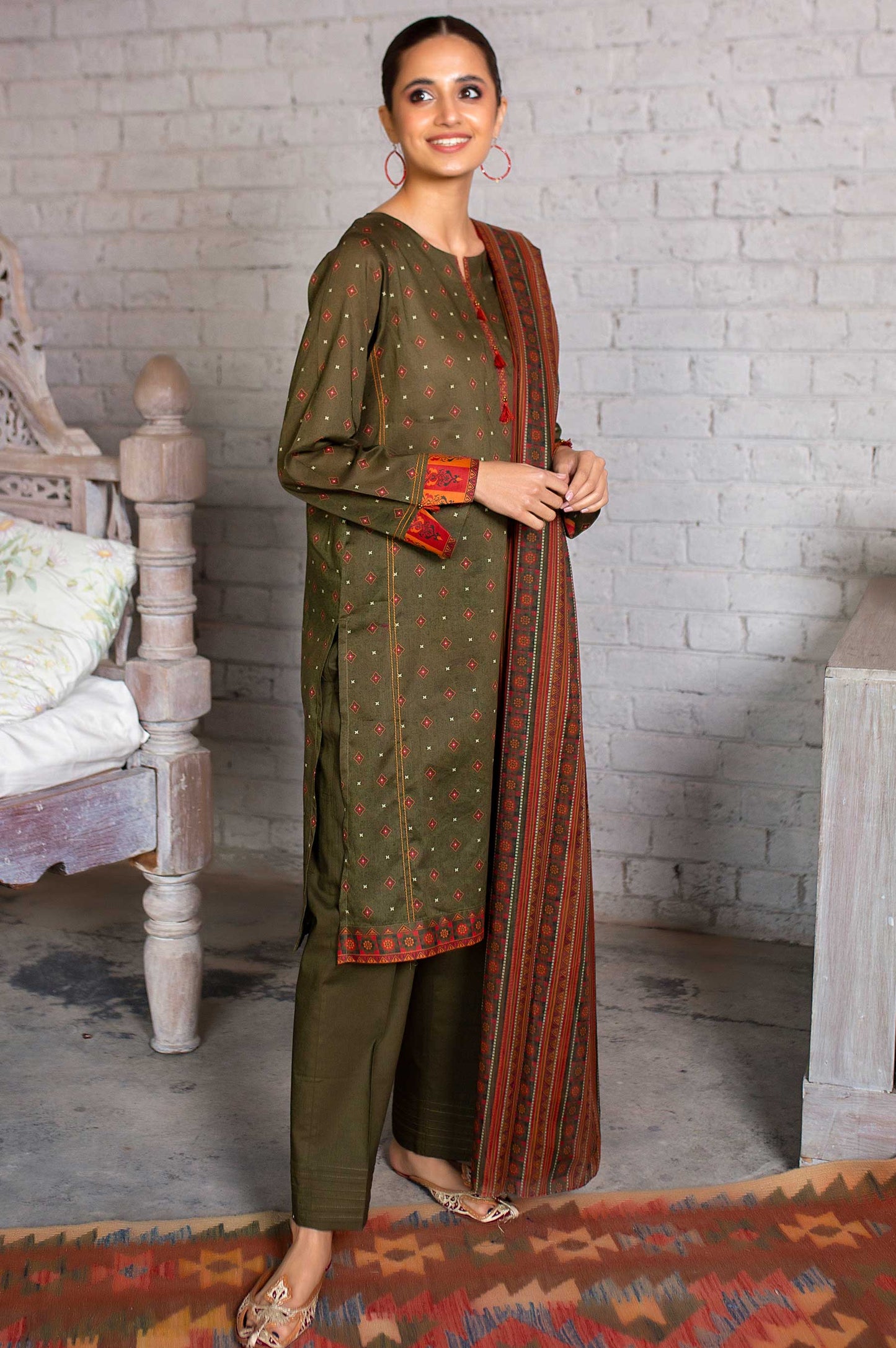 Stitched 3 Piece Printed Slub Lawn Shirt