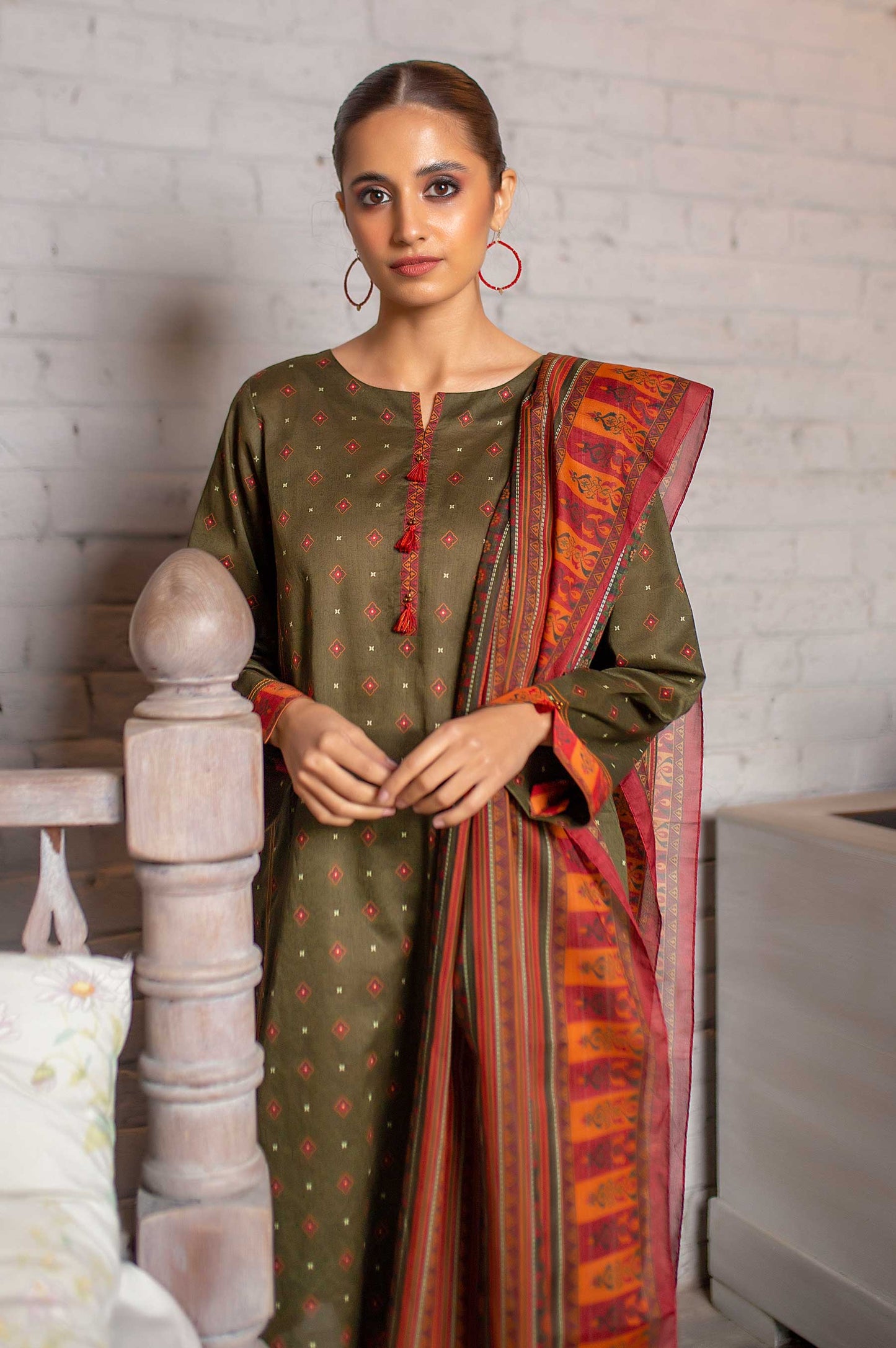 Stitched 3 Piece Printed Slub Lawn Shirt