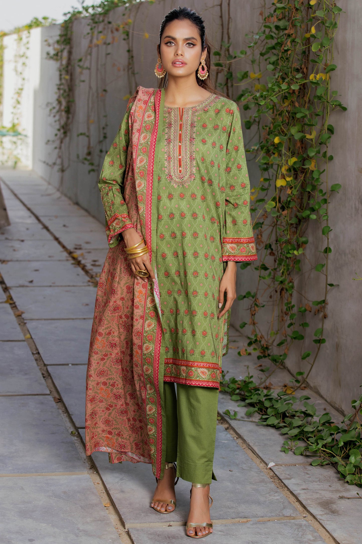 Stitched 3 Piece Embroidered Lawn Suit