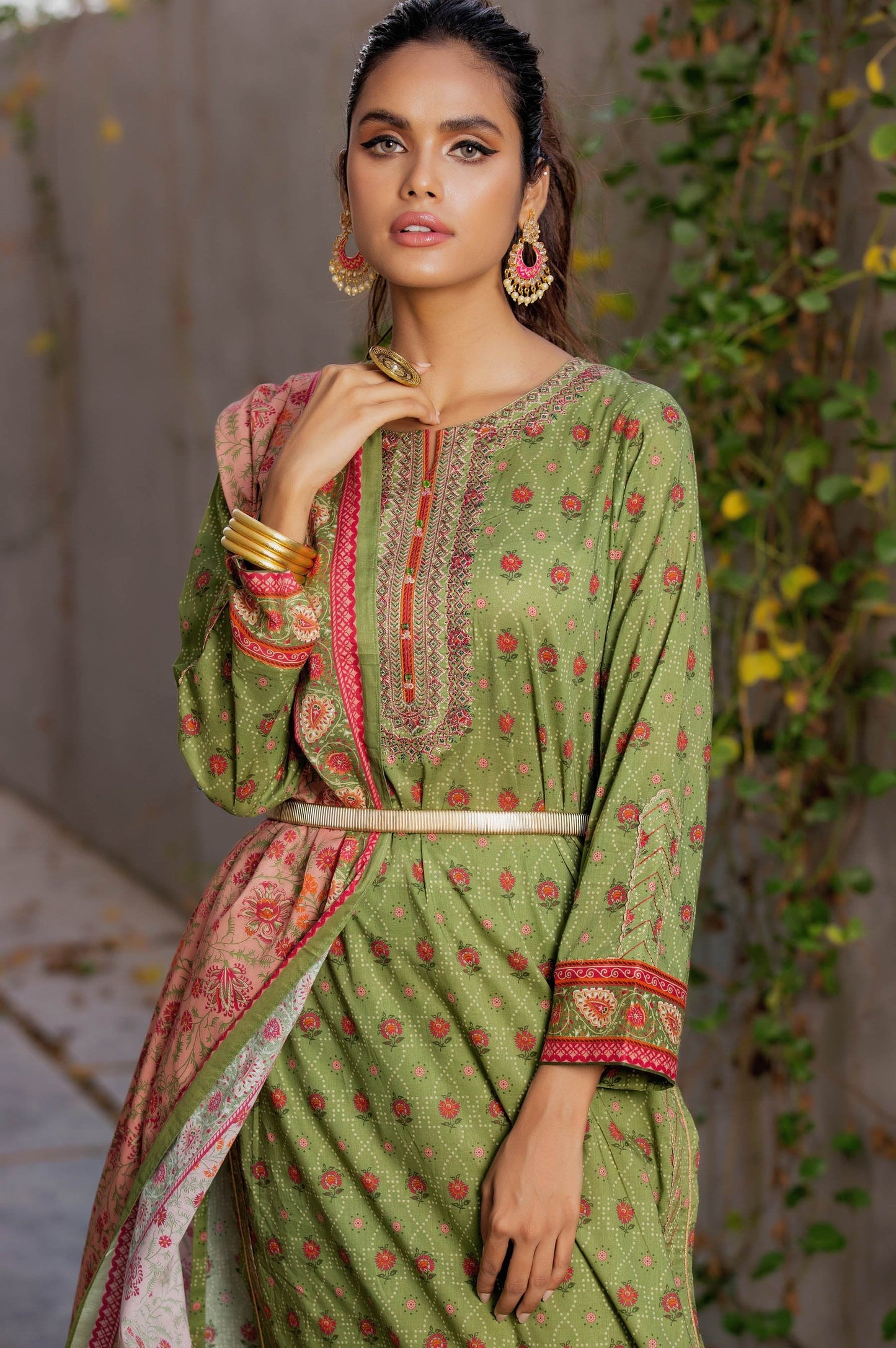 Stitched 3 Piece Embroidered Lawn Suit
