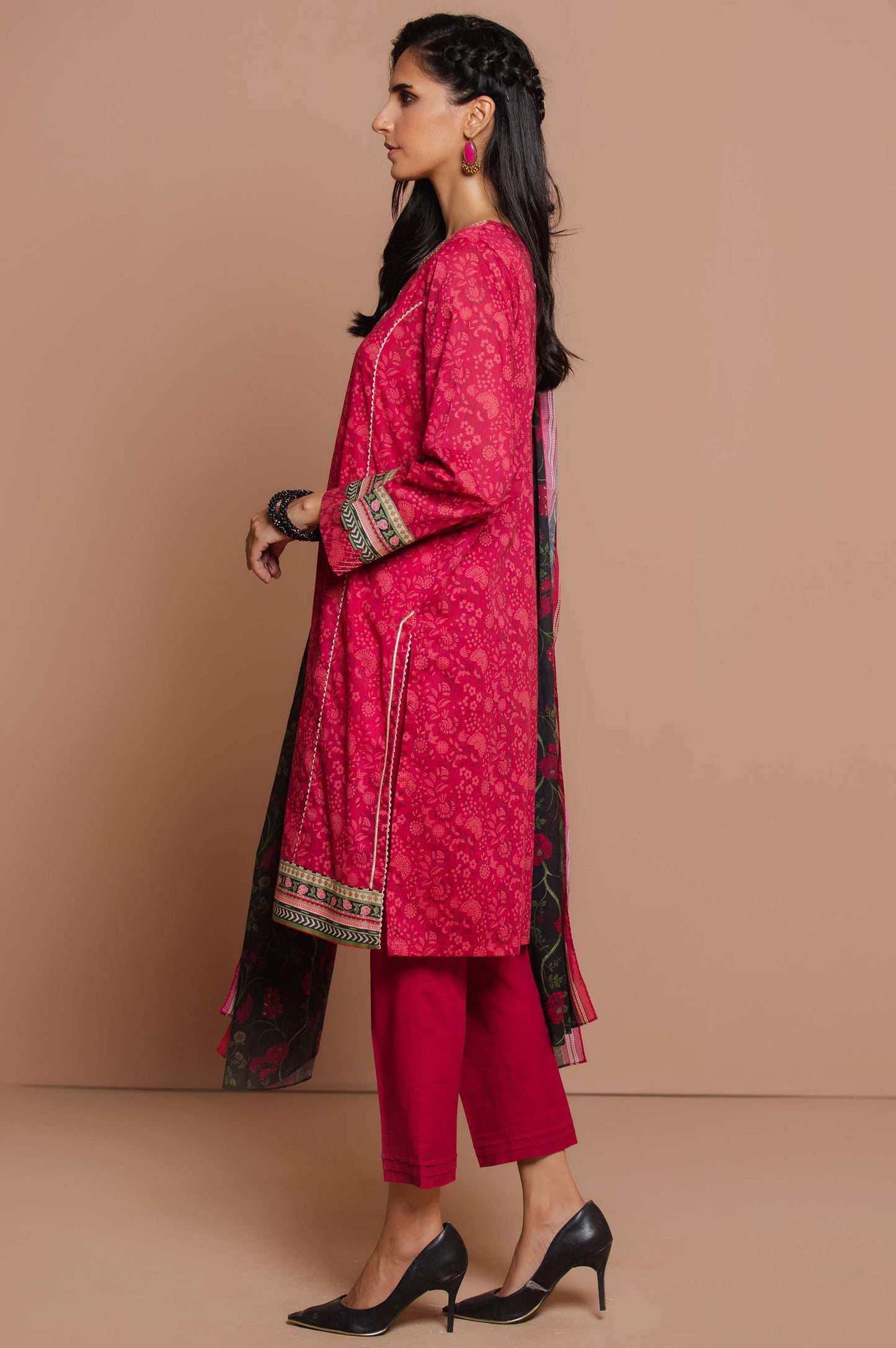 Stitched 3 Piece Embroidered Doria Lawn with Voile Slub Suit