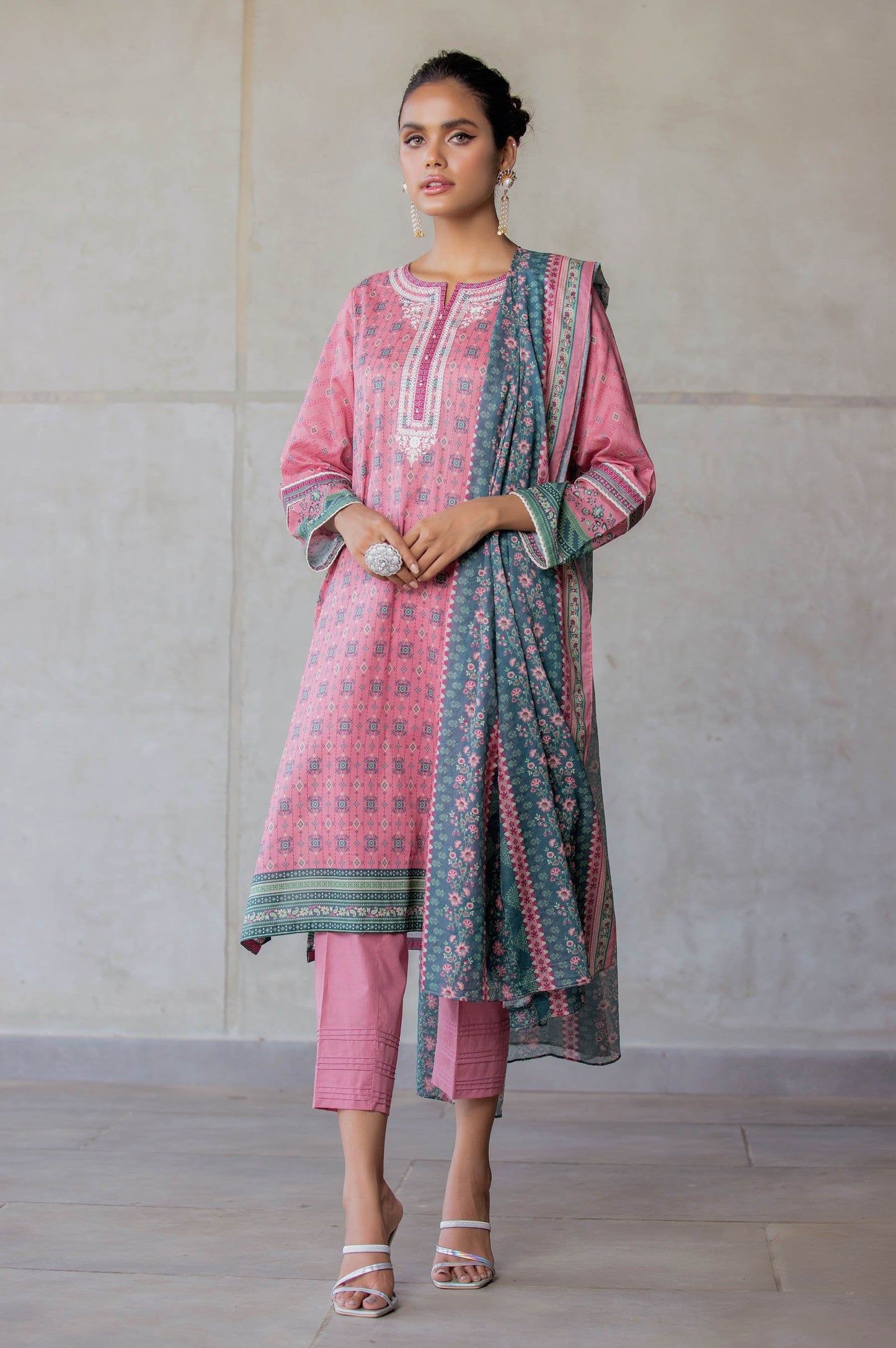 Stitched 3 Piece Embroidered Doria Lawn with voile Slub Suit