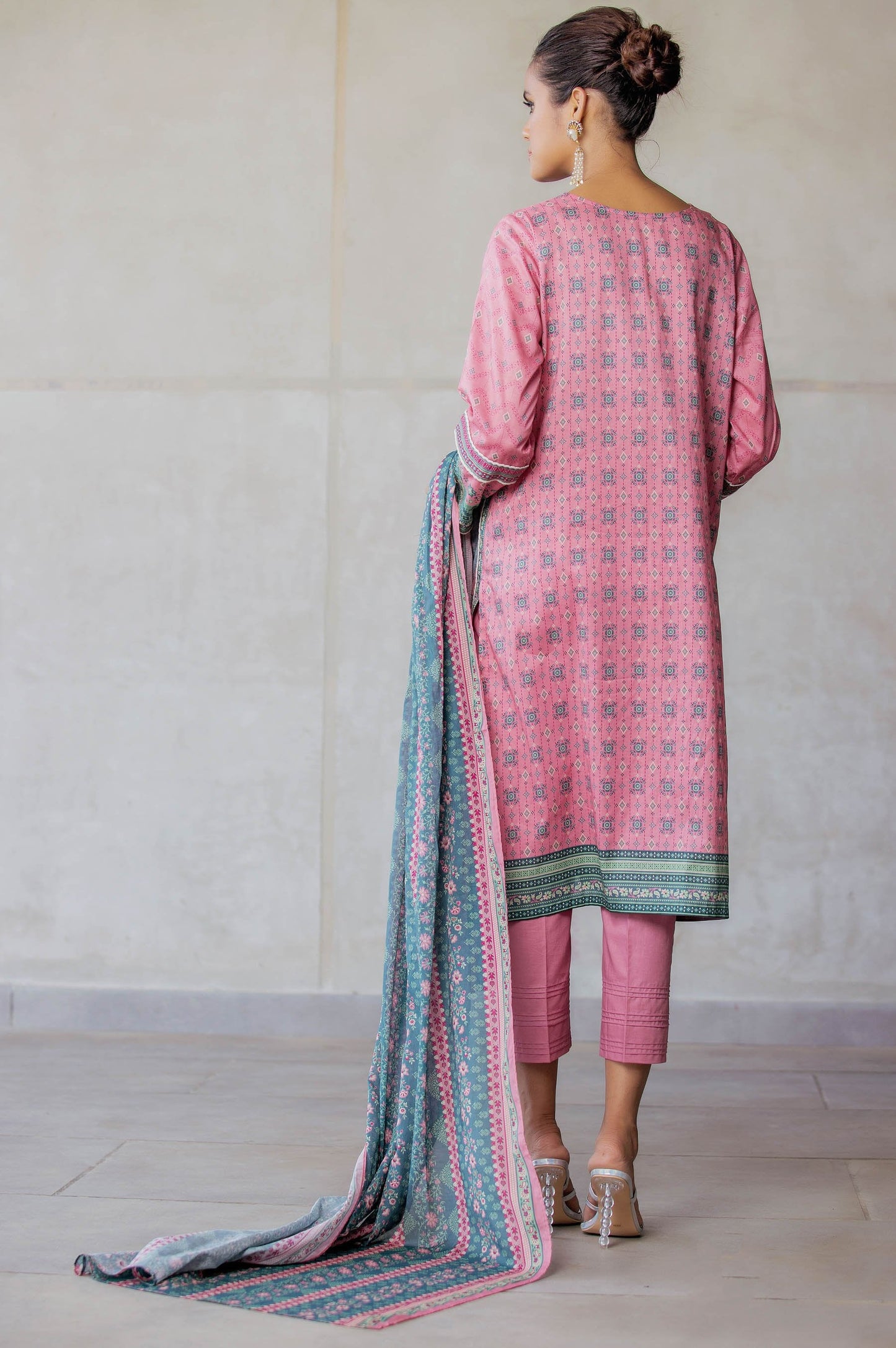 Stitched 3 Piece Embroidered Doria Lawn with voile Slub Suit