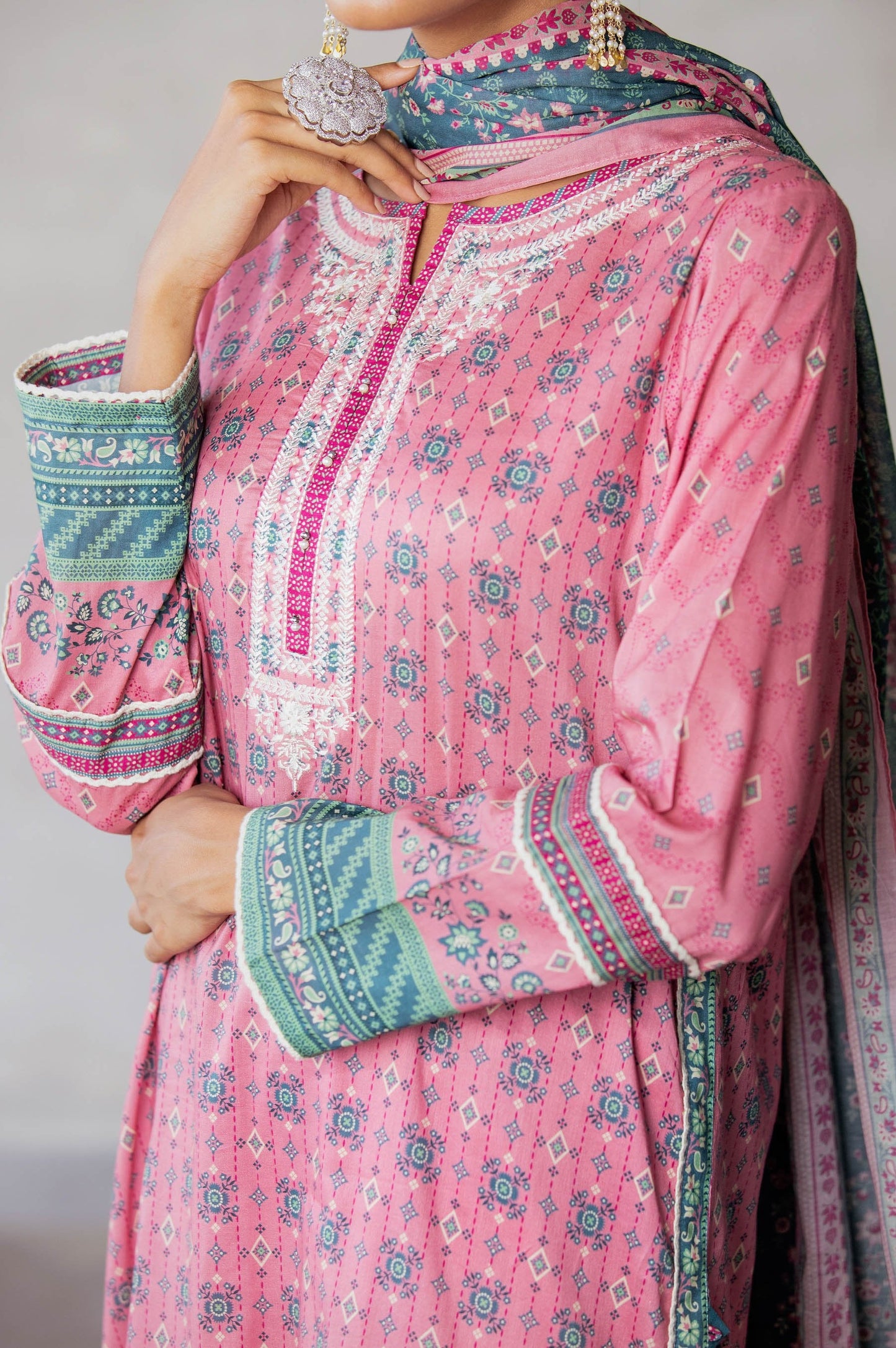 Stitched 3 Piece Embroidered Doria Lawn with voile Slub Suit