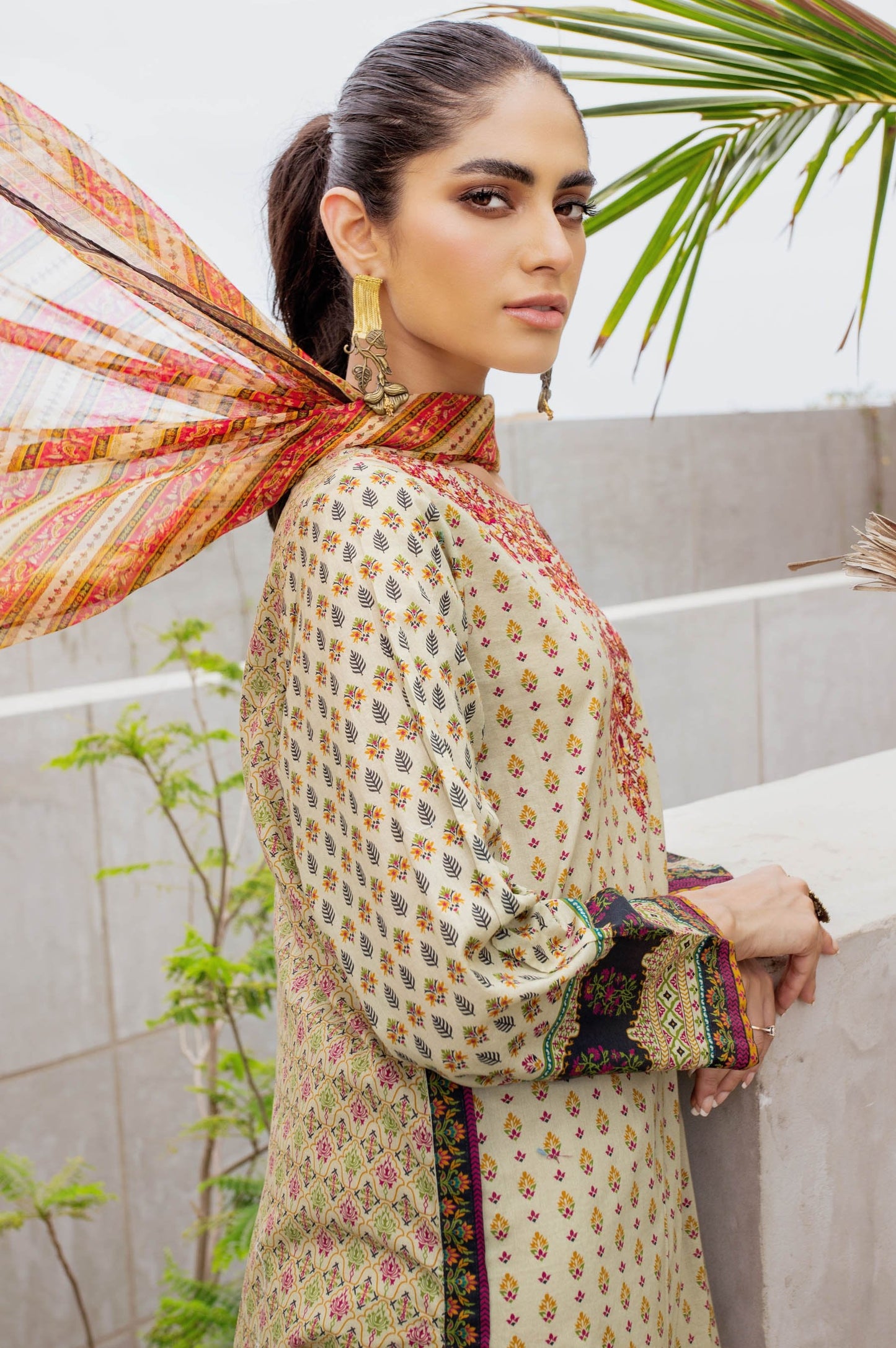 Stitched 3 Piece Embroidered Doria Lawn with Chiffon Suit