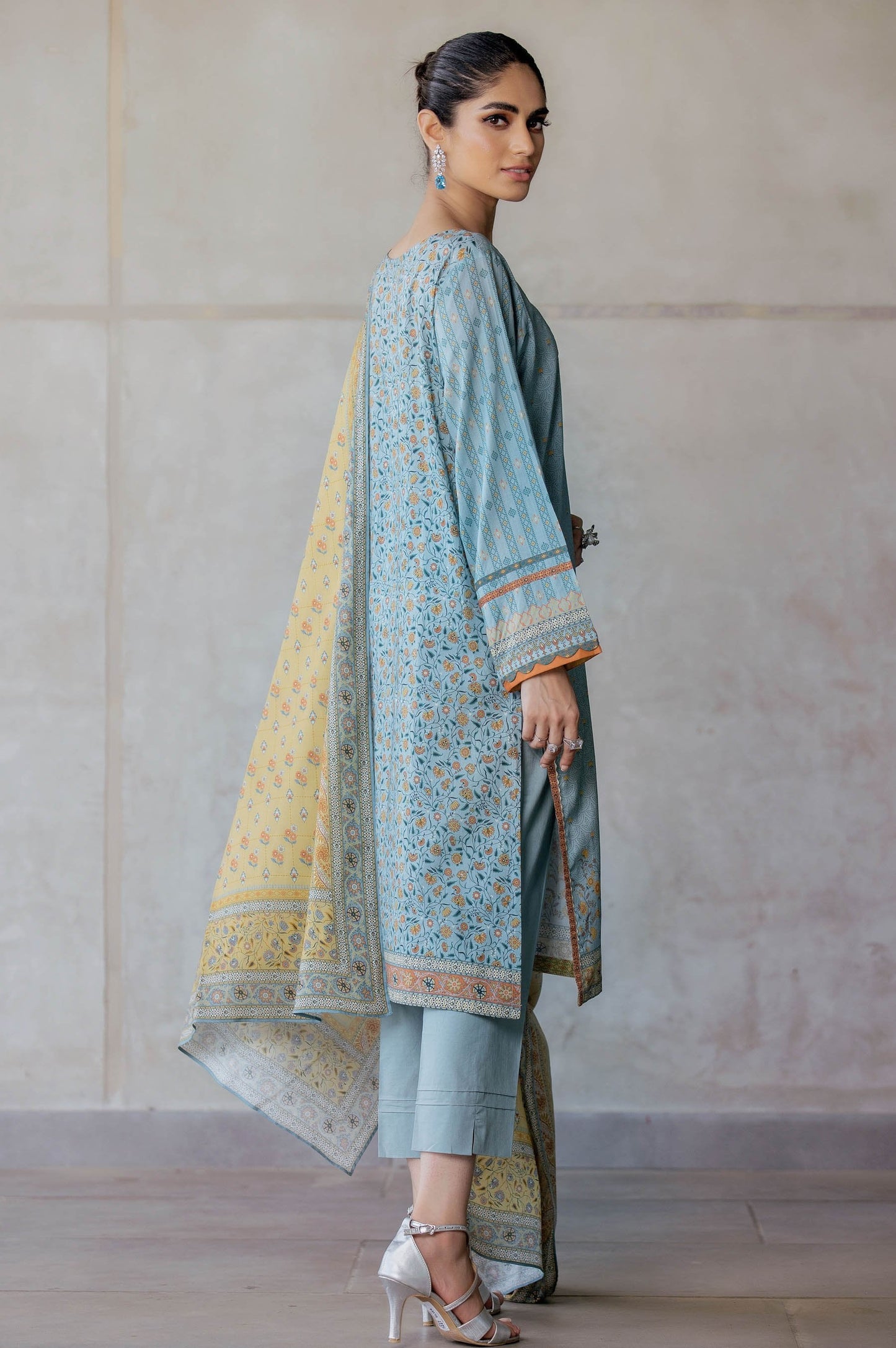 Stitched 3 Piece Embroidered Slub Lawn Suit