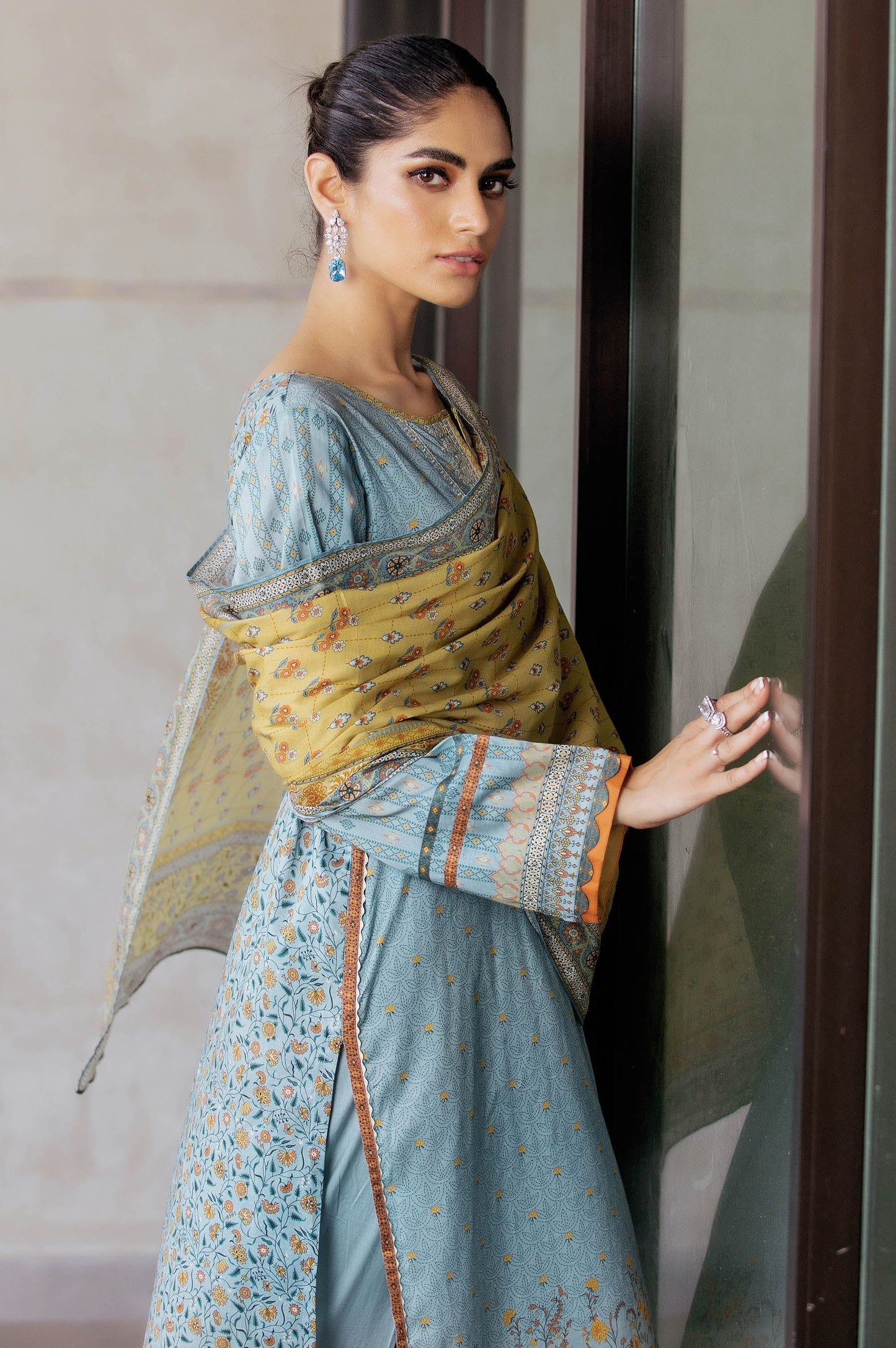 Stitched 3 Piece Embroidered Slub Lawn Suit