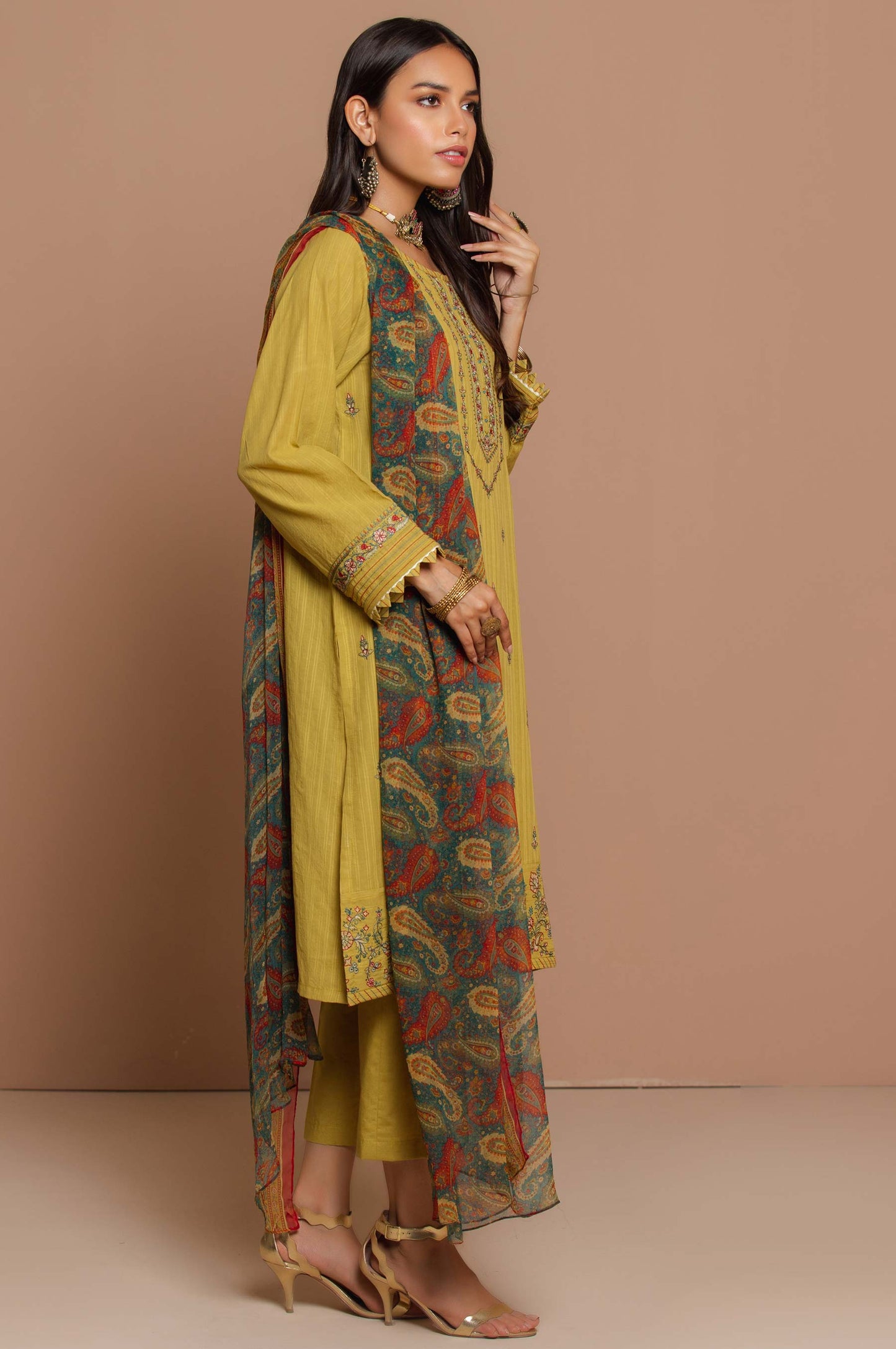 Stitched 3 Piece Doria Lawn Suit with Polyester Chiffon Dupatta