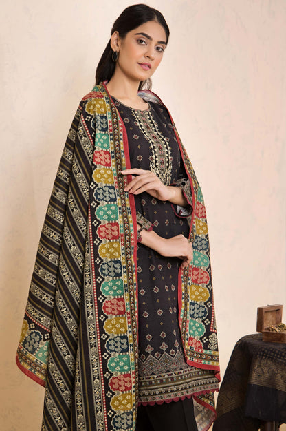 Stitched 3 Piece Embroidered Khaddar Suit