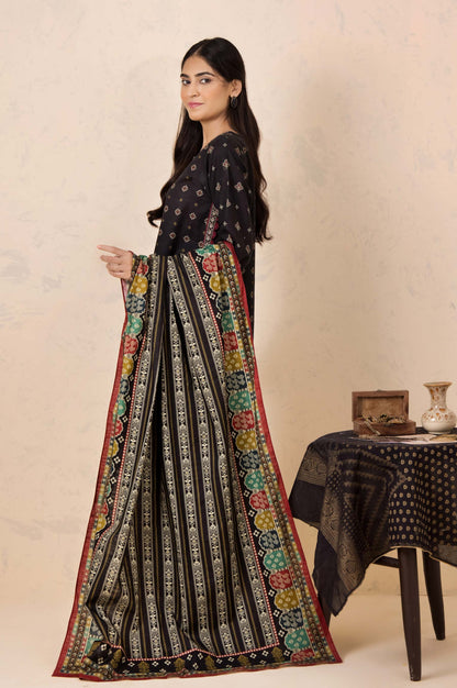 Stitched 3 Piece Embroidered Khaddar Suit